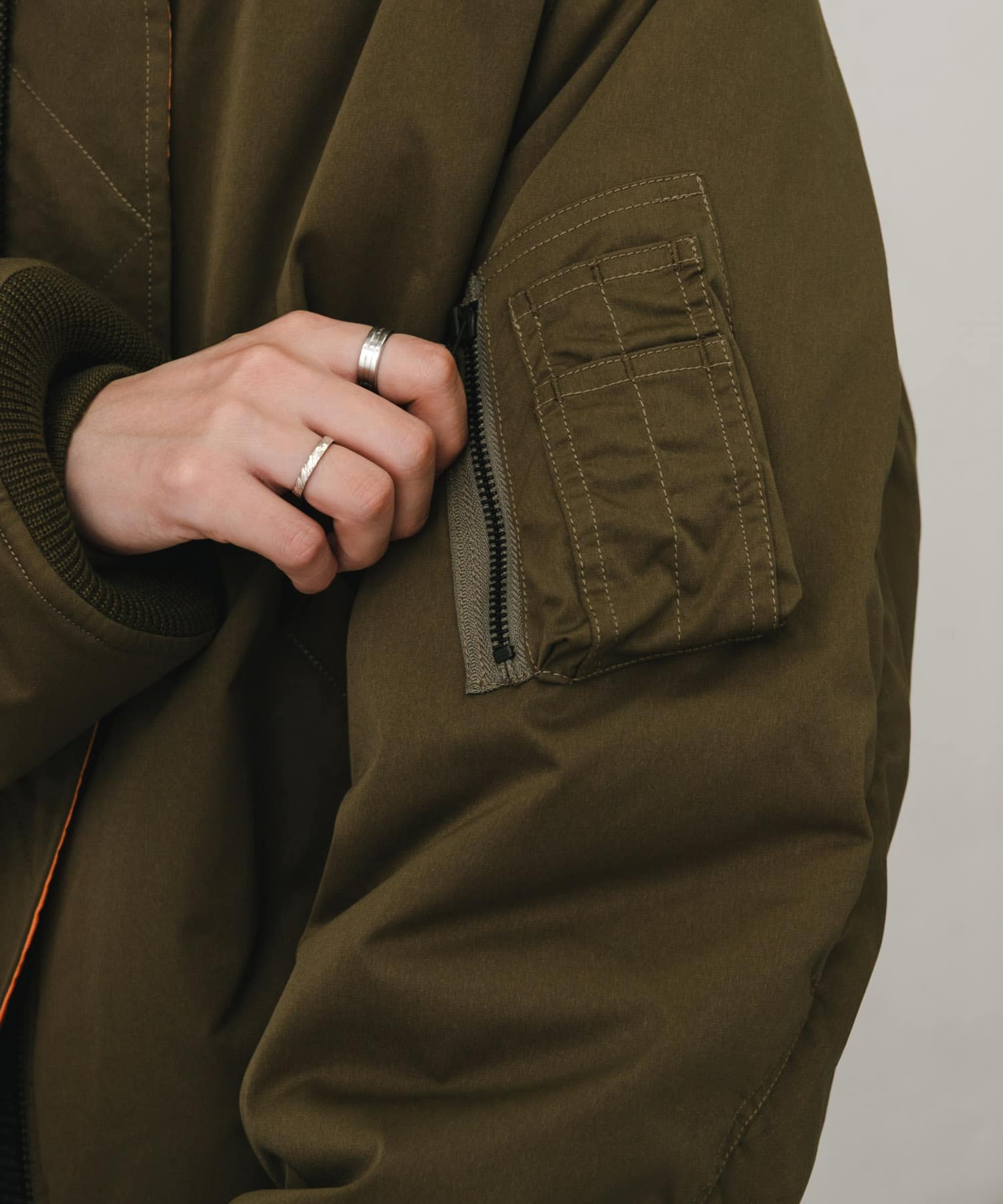KHAKI
