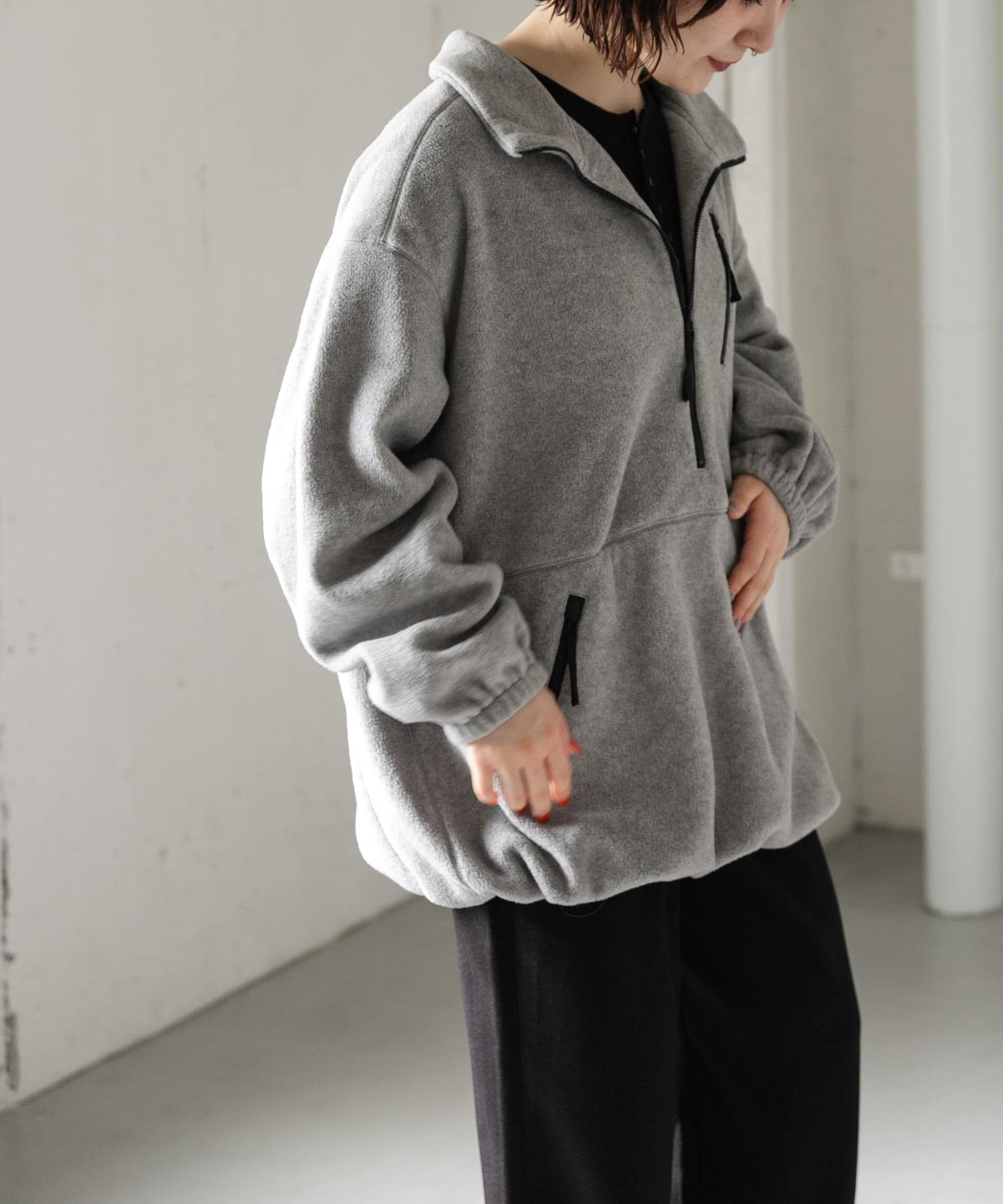 GRAY