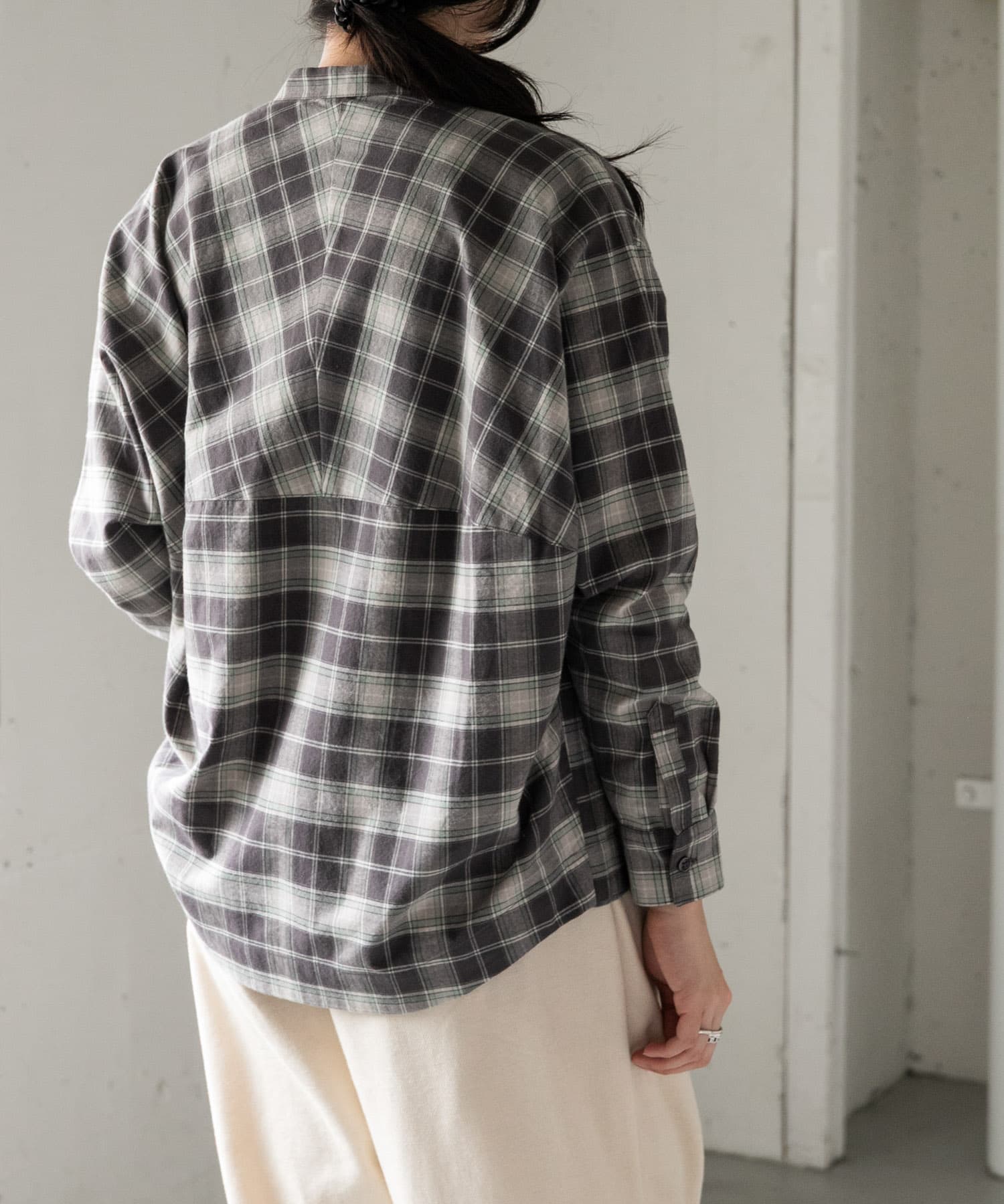GRAY MINT
