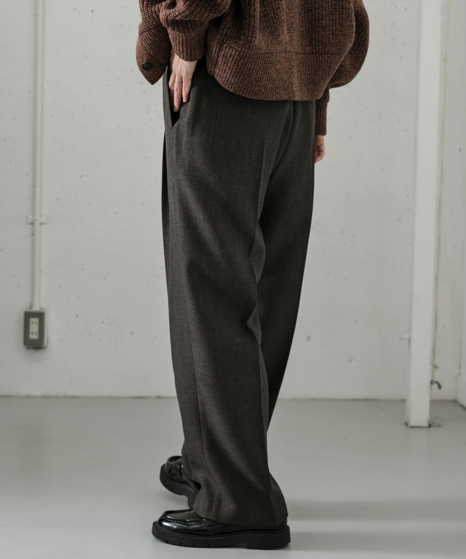 TOPKHAKI