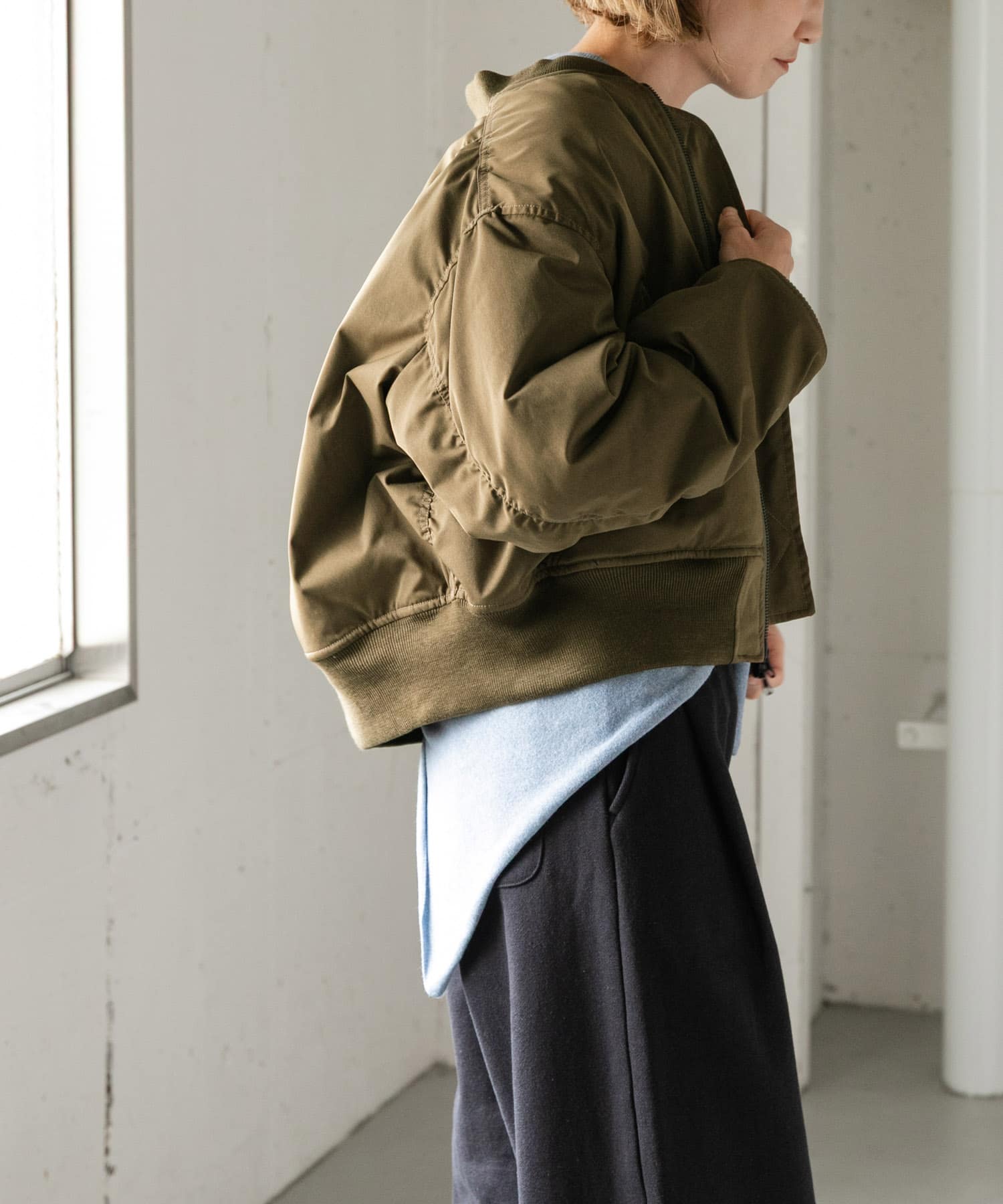 KHAKI