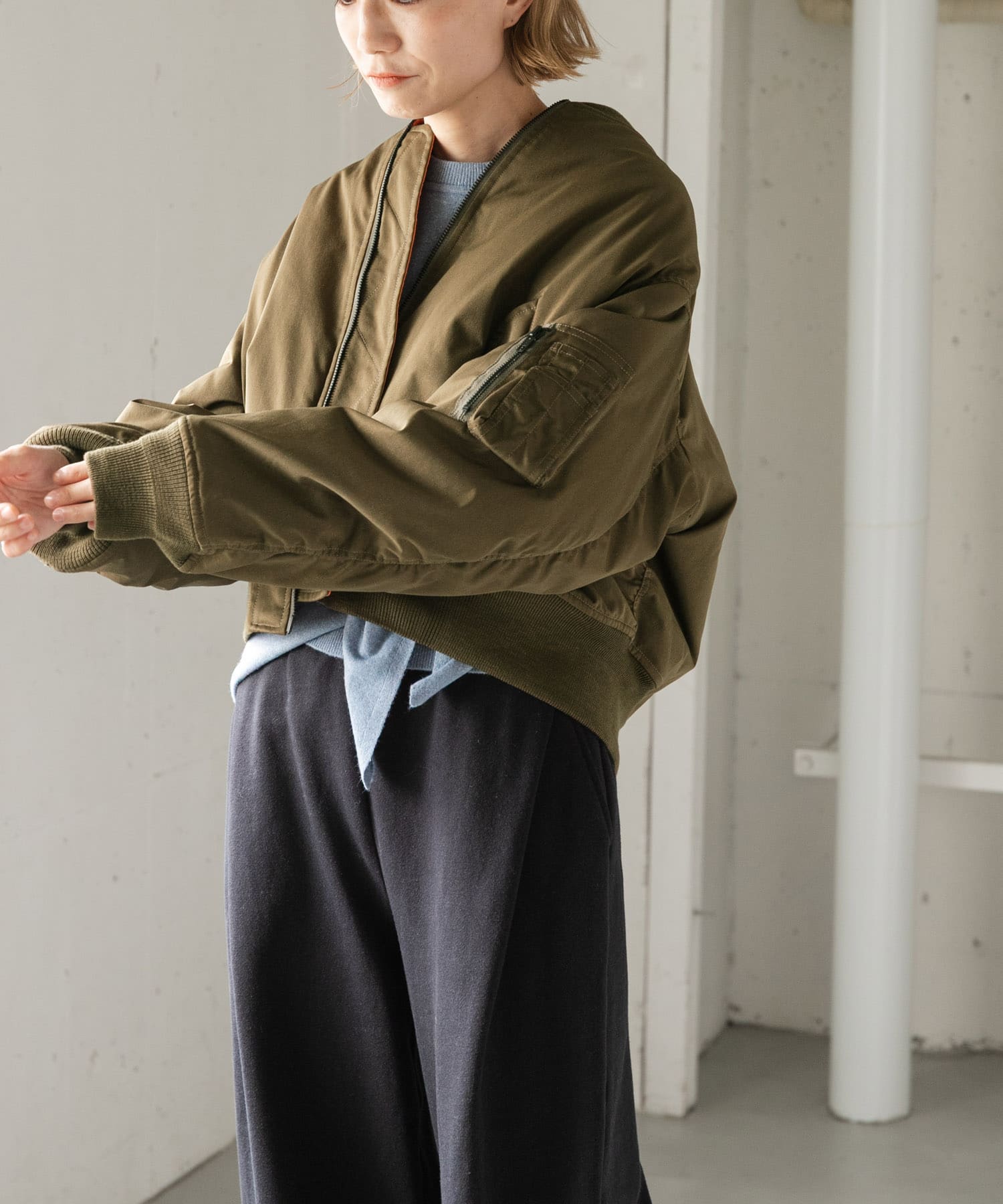 KHAKI