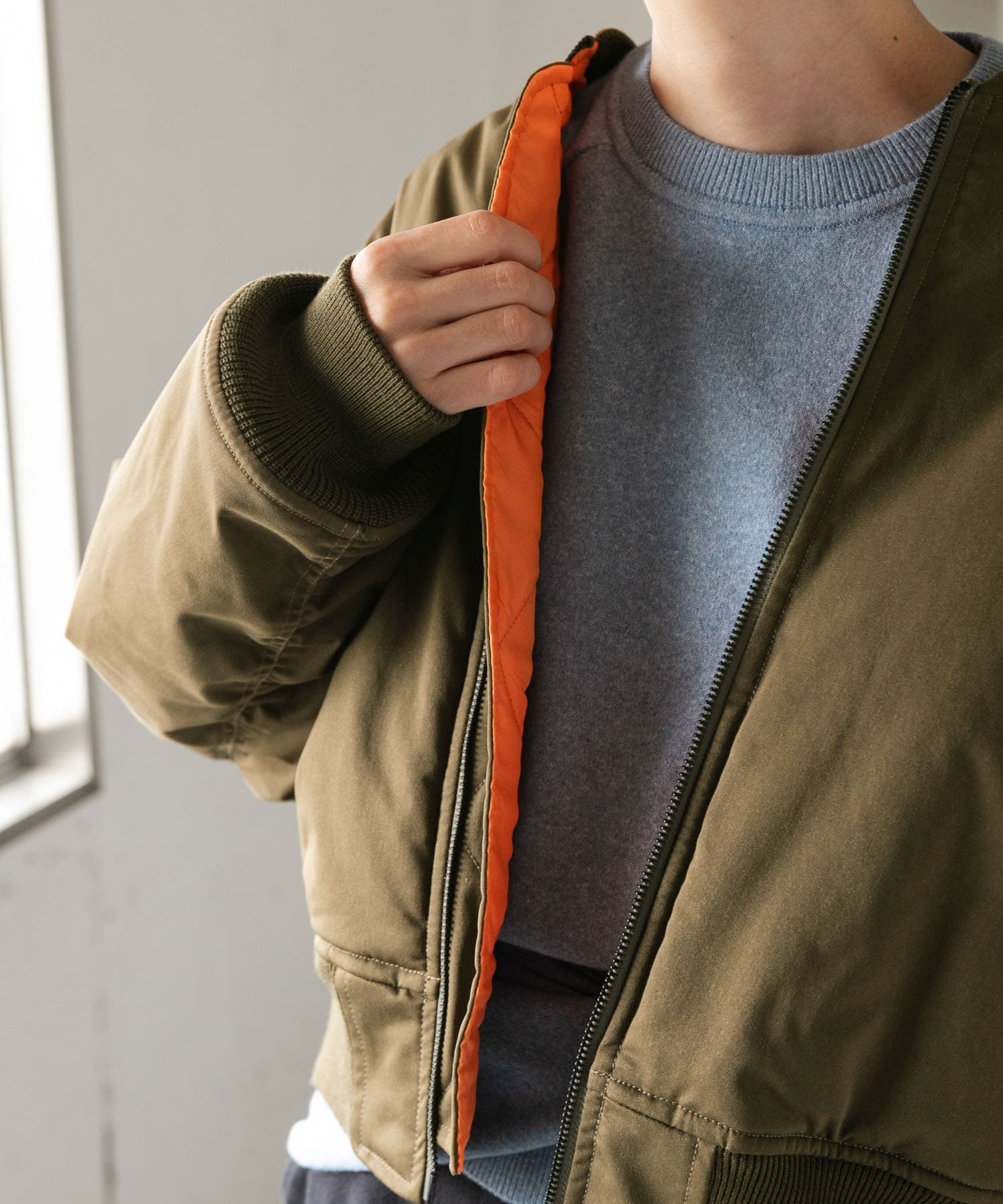 KHAKI