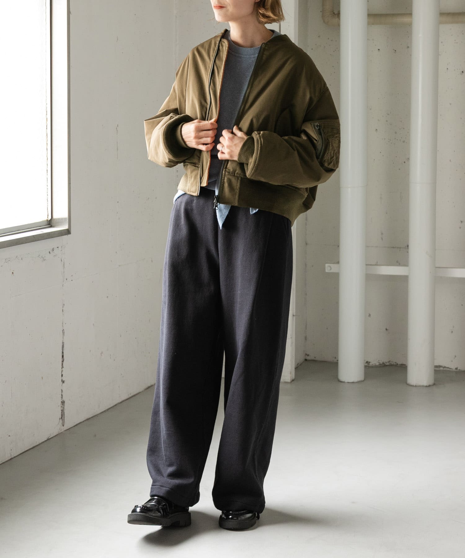 KHAKI