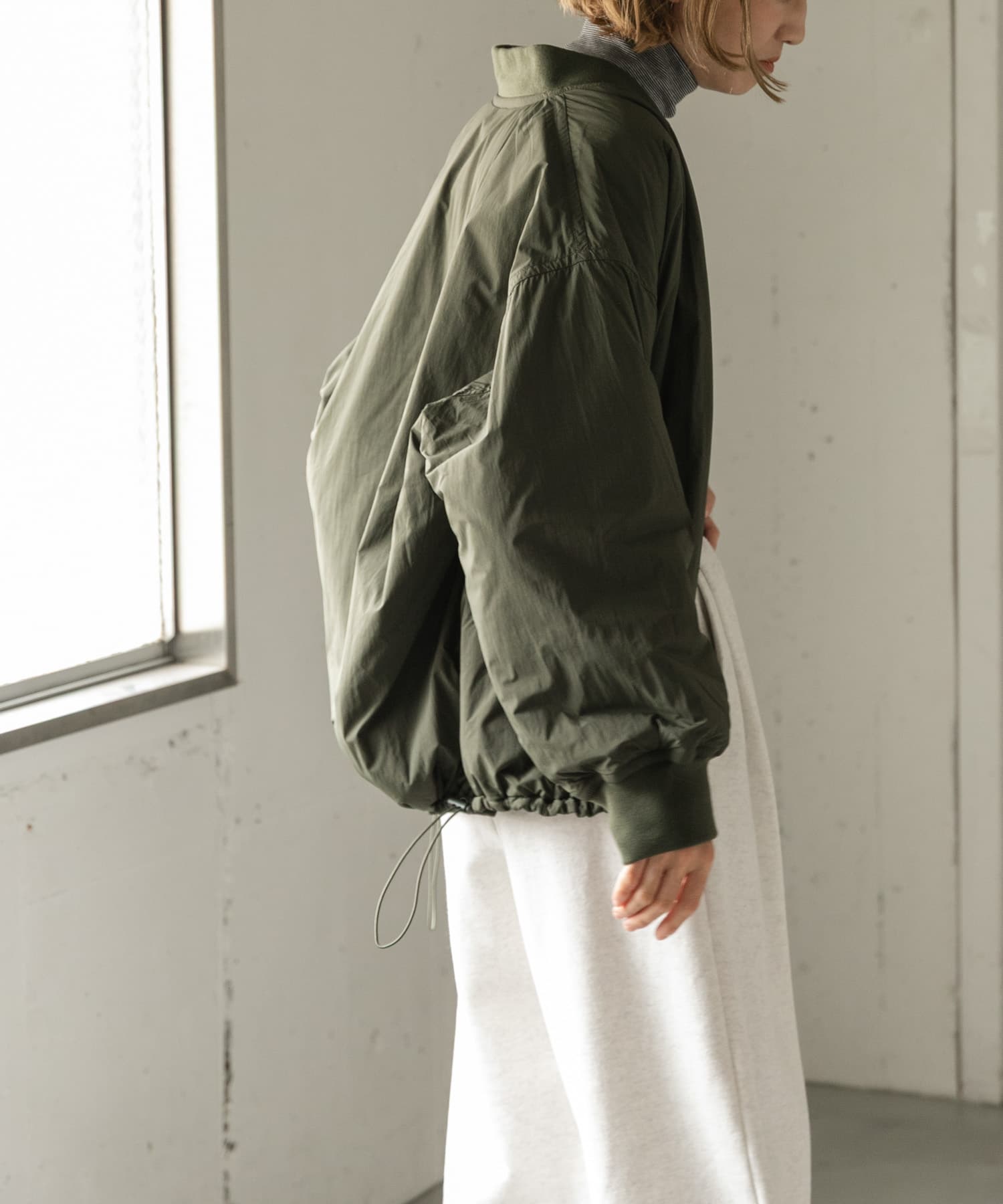 KHAKI