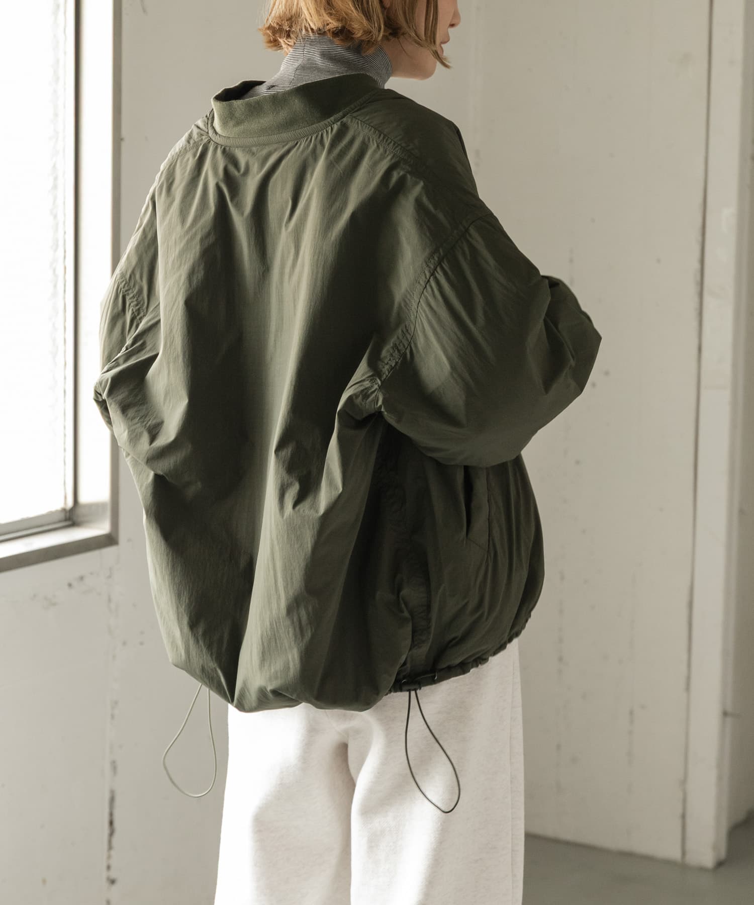 KHAKI