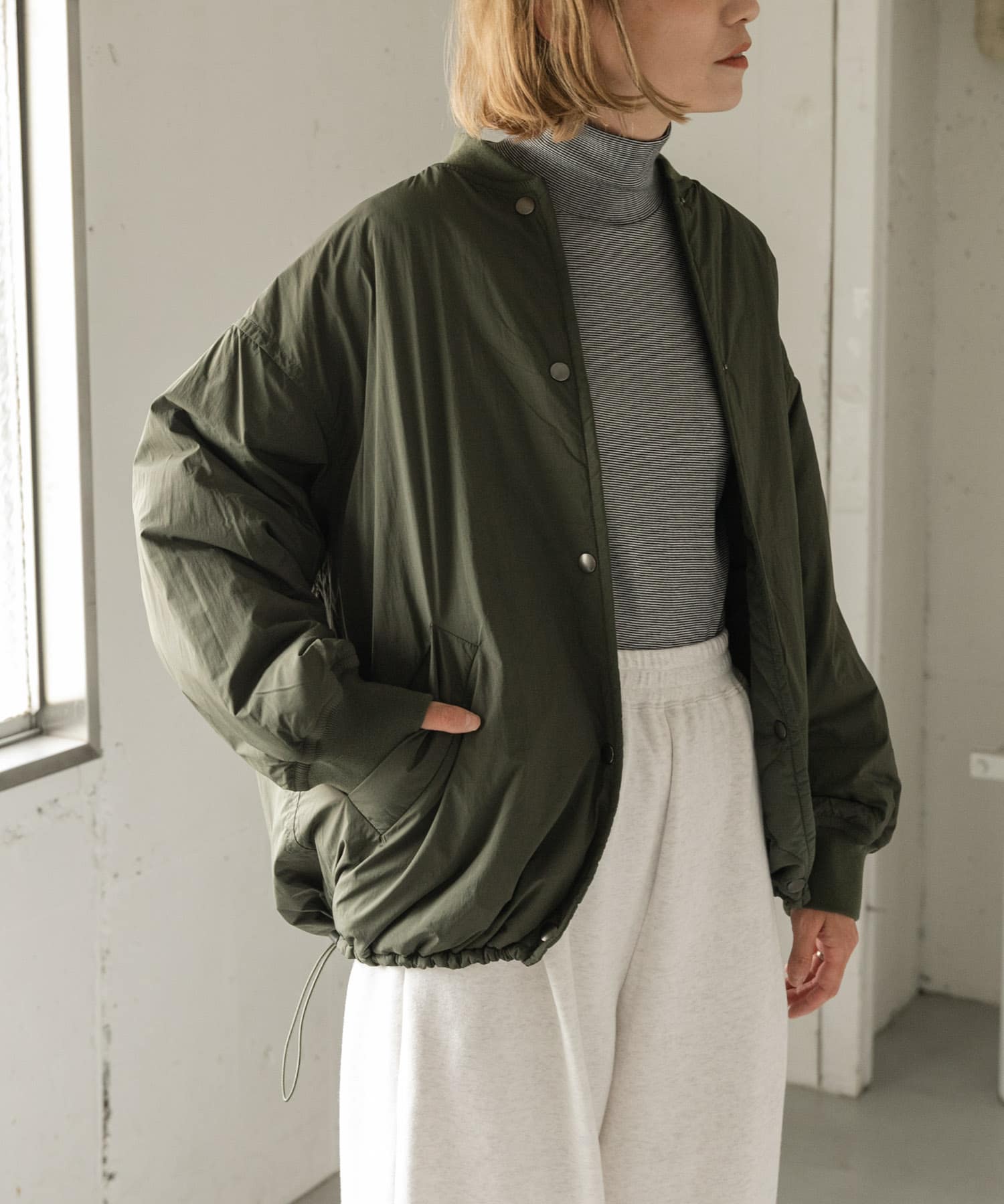 KHAKI