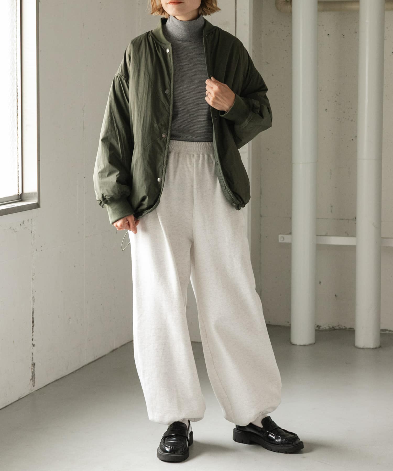 KHAKI
