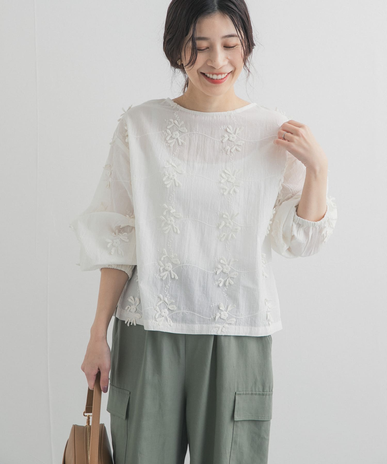 立体刺繍ブラウス(Free OFF): トップス｜URBAN RESEARCH公式