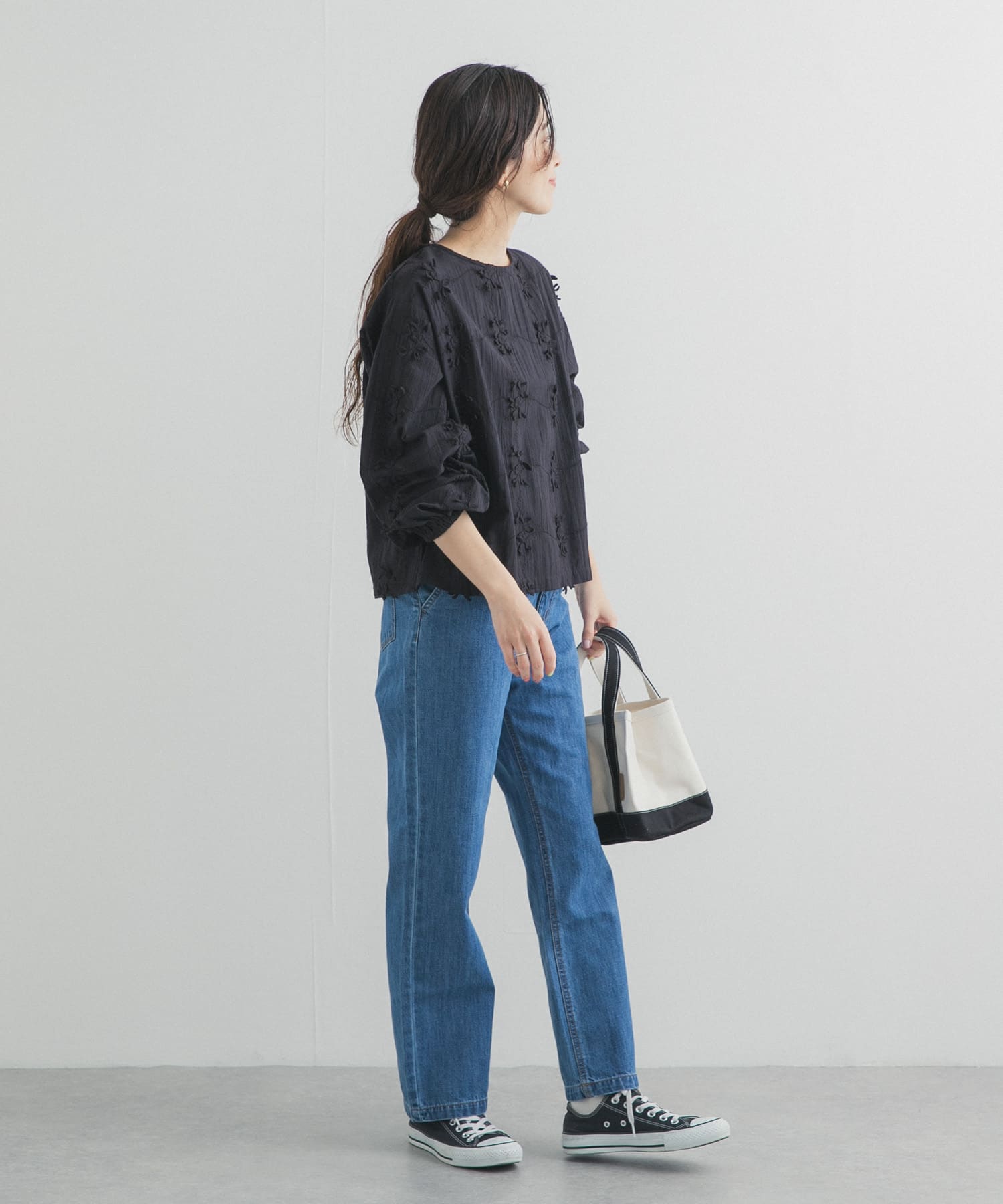 立体刺繍ブラウス(Free OFF): トップス｜URBAN RESEARCH公式