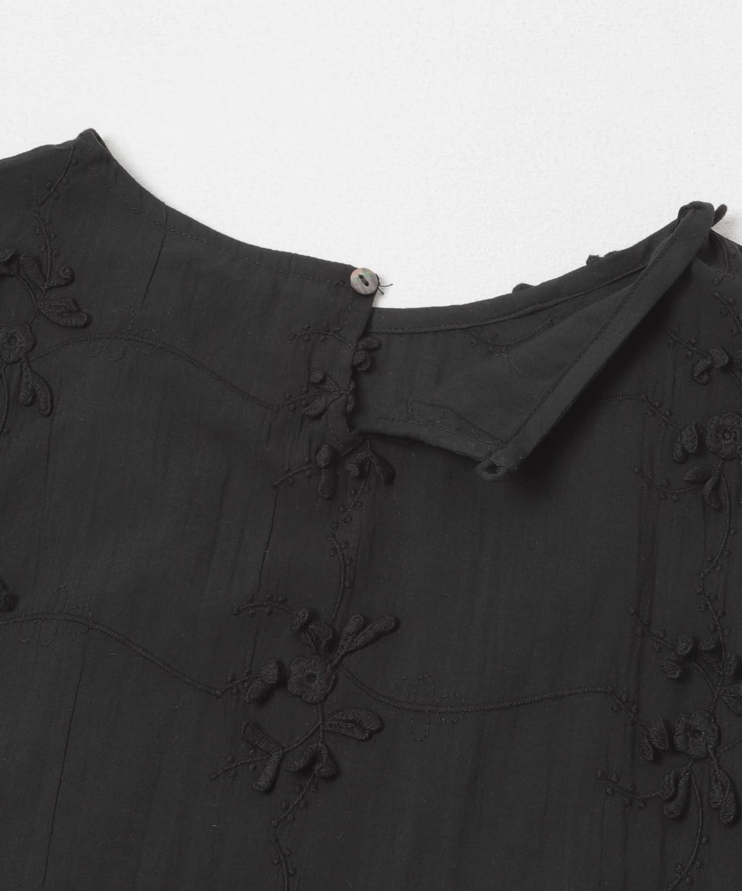 立体刺繍ブラウス BLACK Free