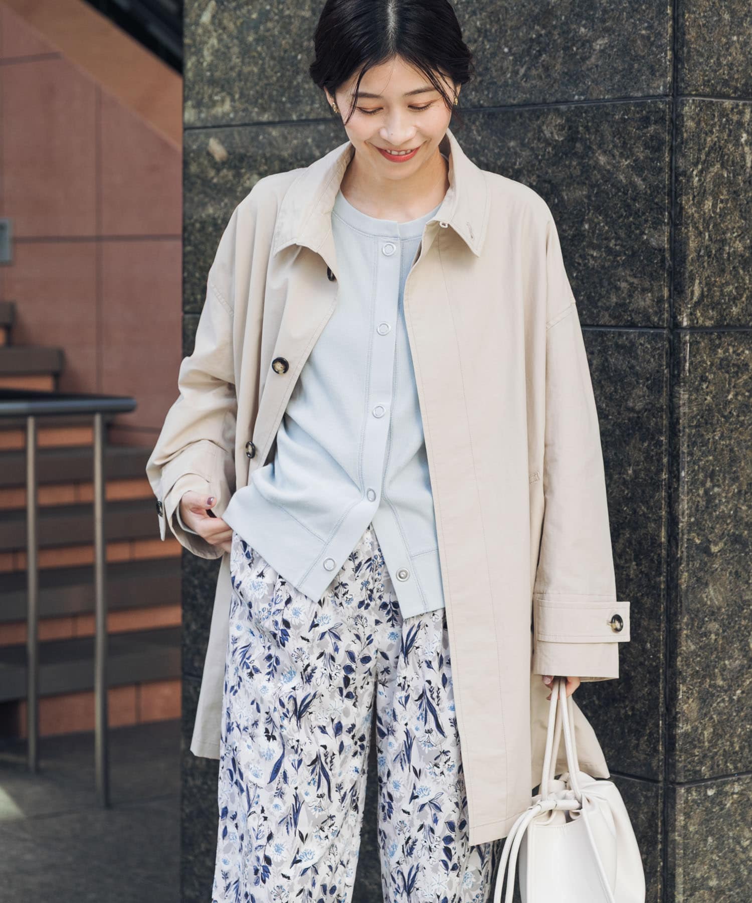L.BEIGE