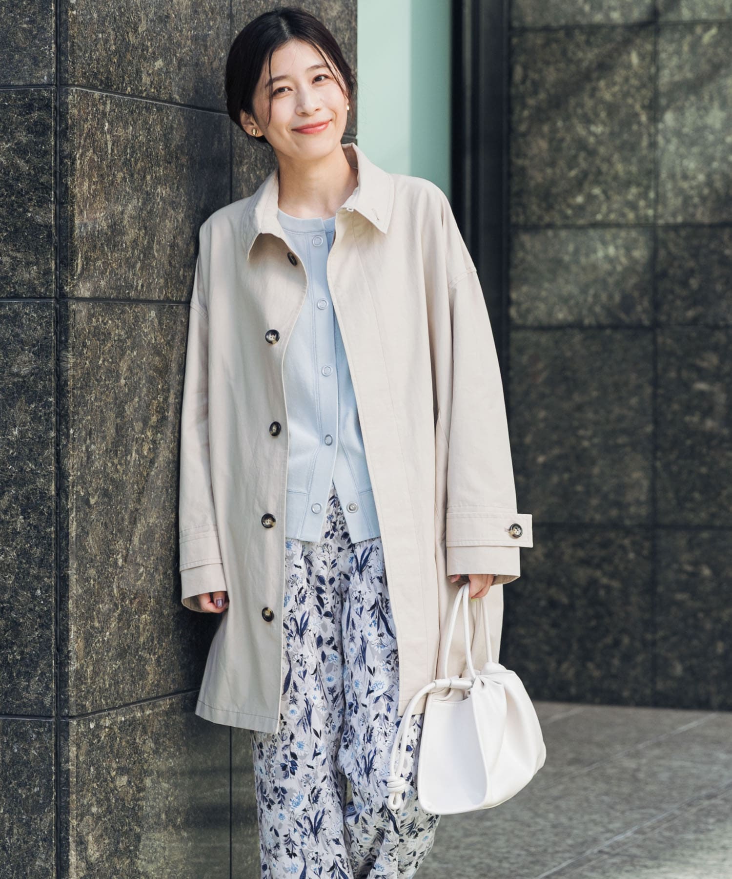 L.BEIGE