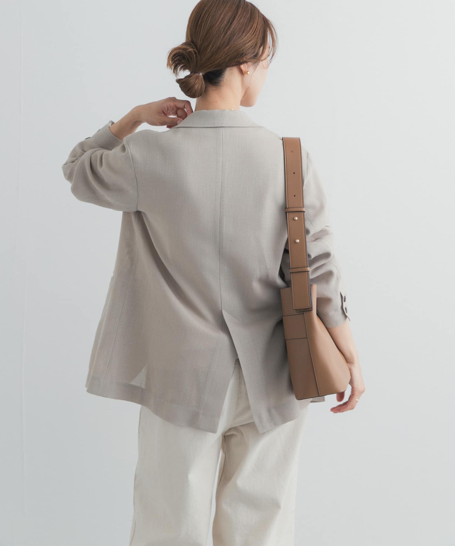 杢BEIGE