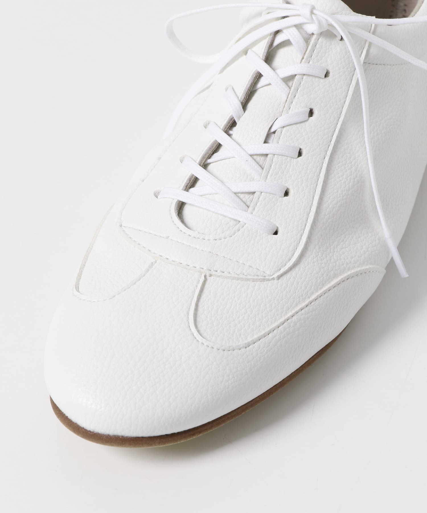 ライトウェイトレースアップシューズ WHITE 36