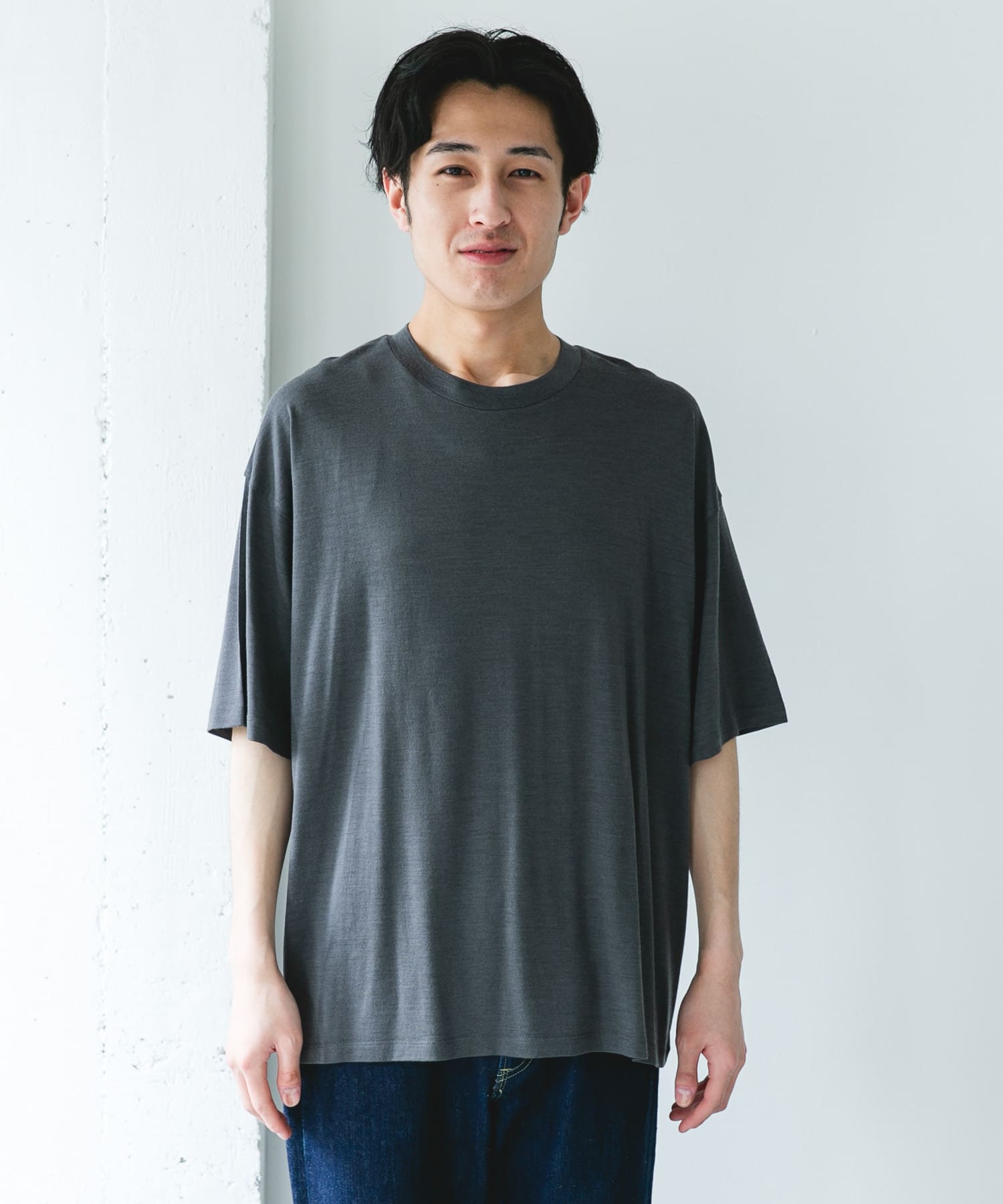PURE WOOL クルーネックショートスリーブTシャツ(M GRAY): トップス