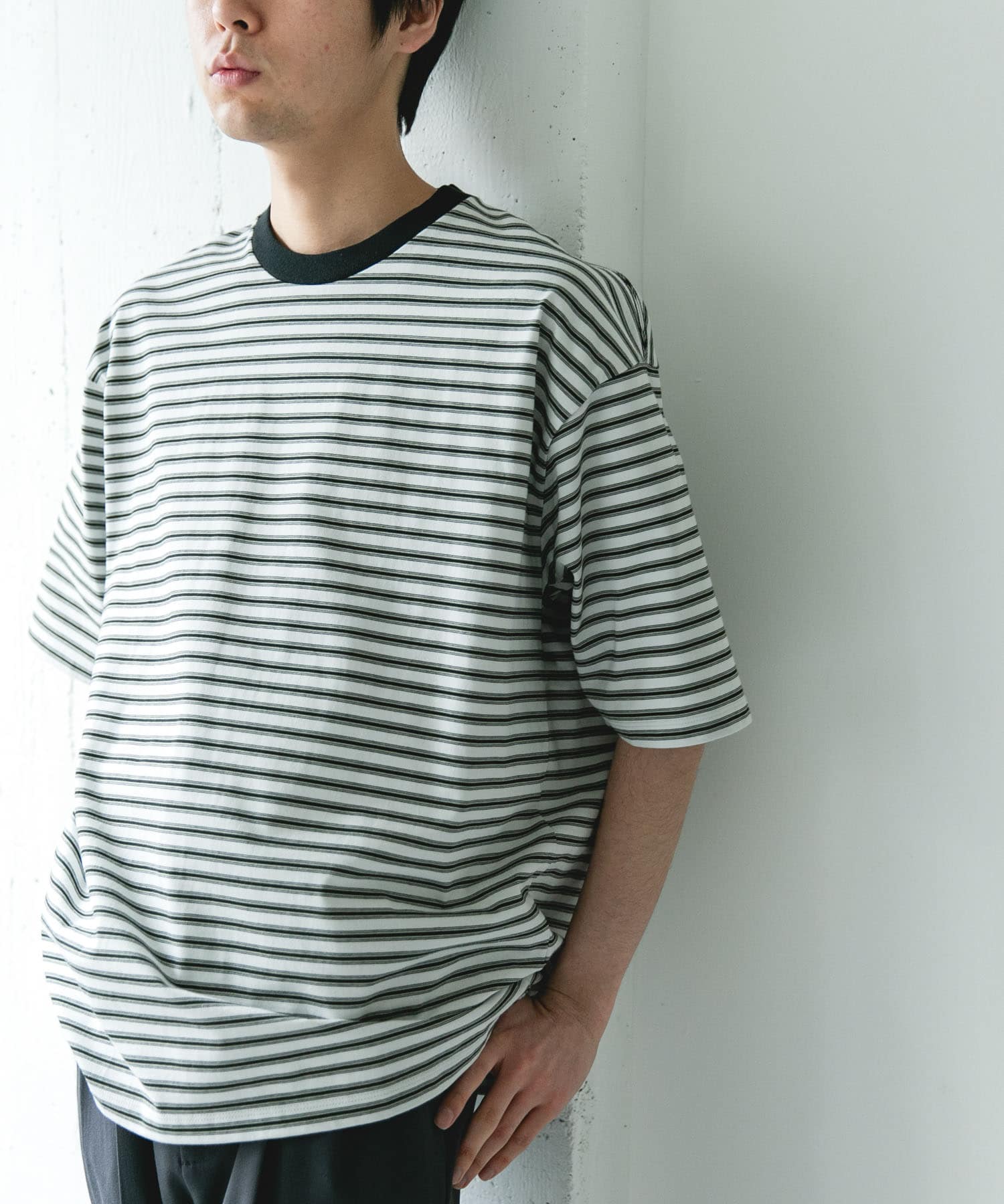 プレーティングマルチボーダーTシャツ