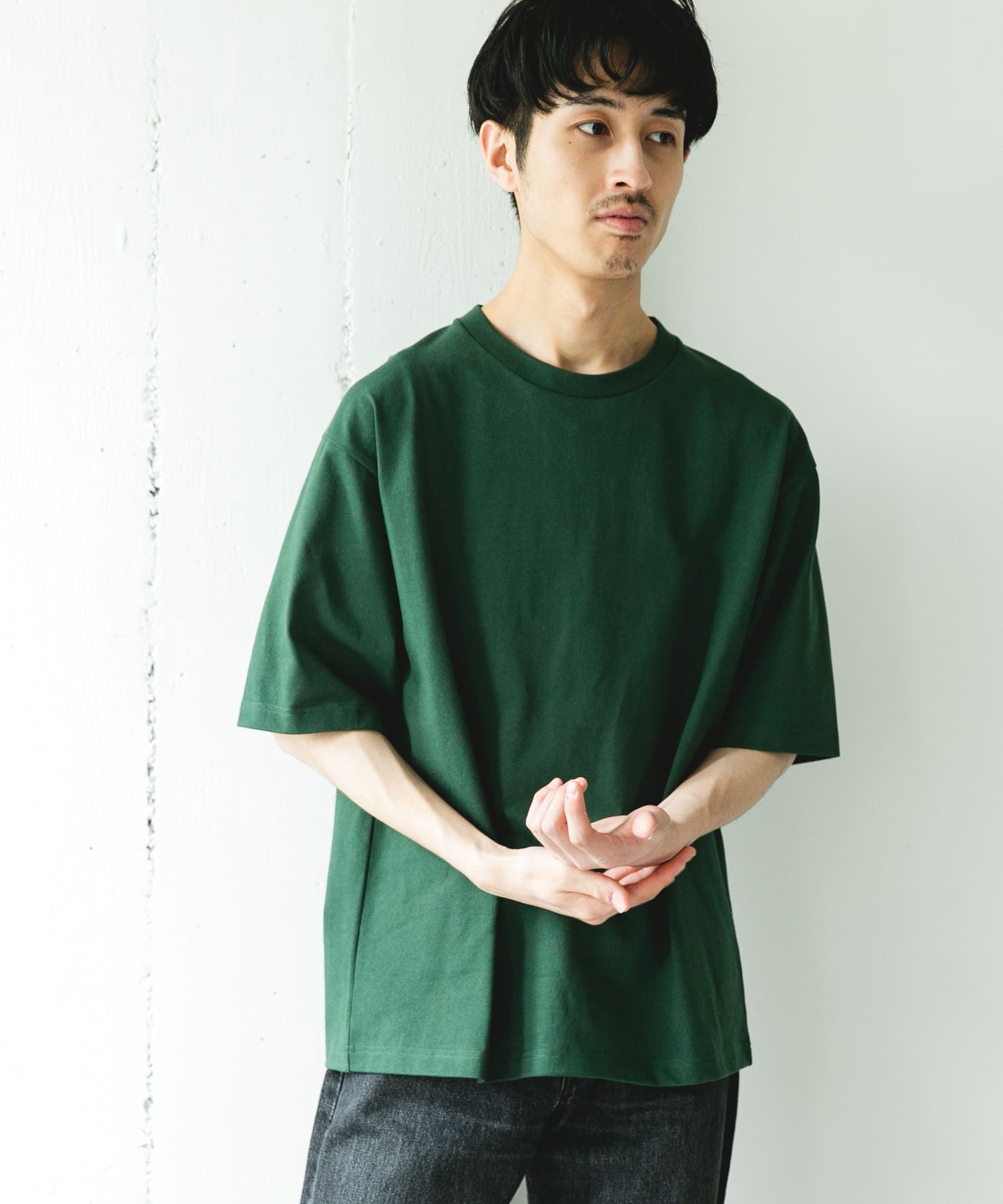 GREEN