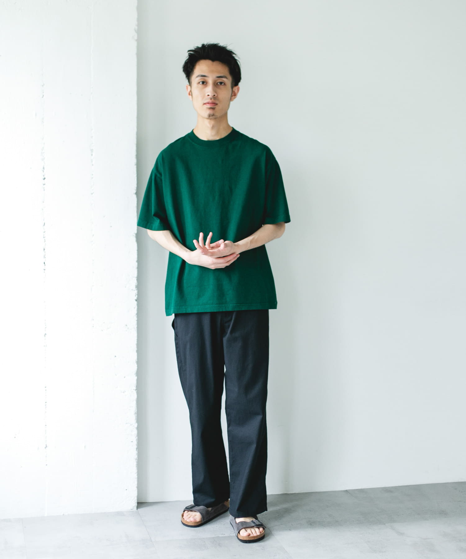 GREEN