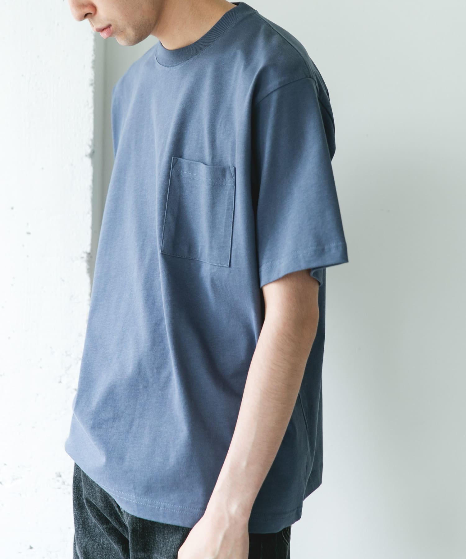 SHAPE BACK クルーネック Tシャツ