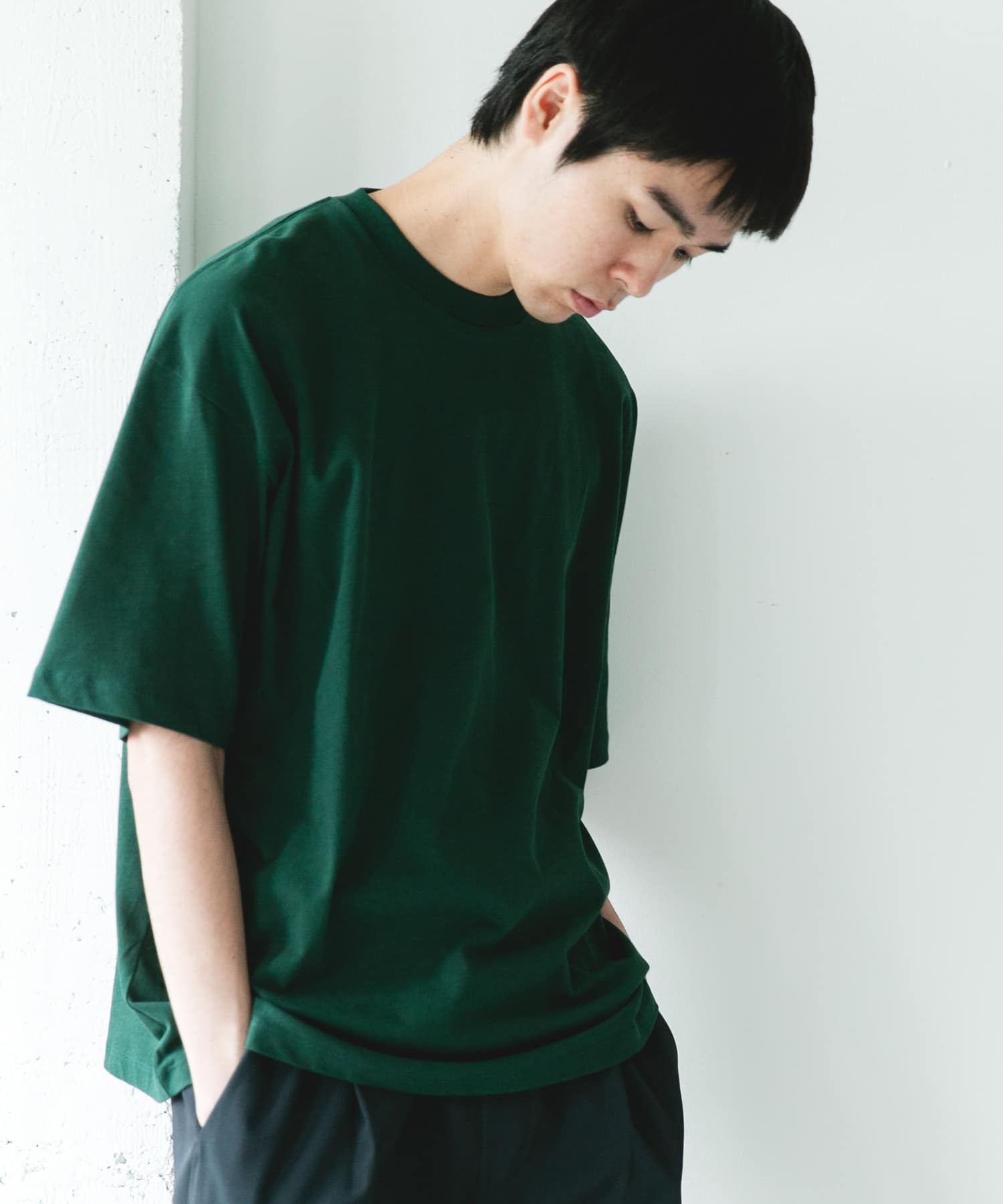 GREEN