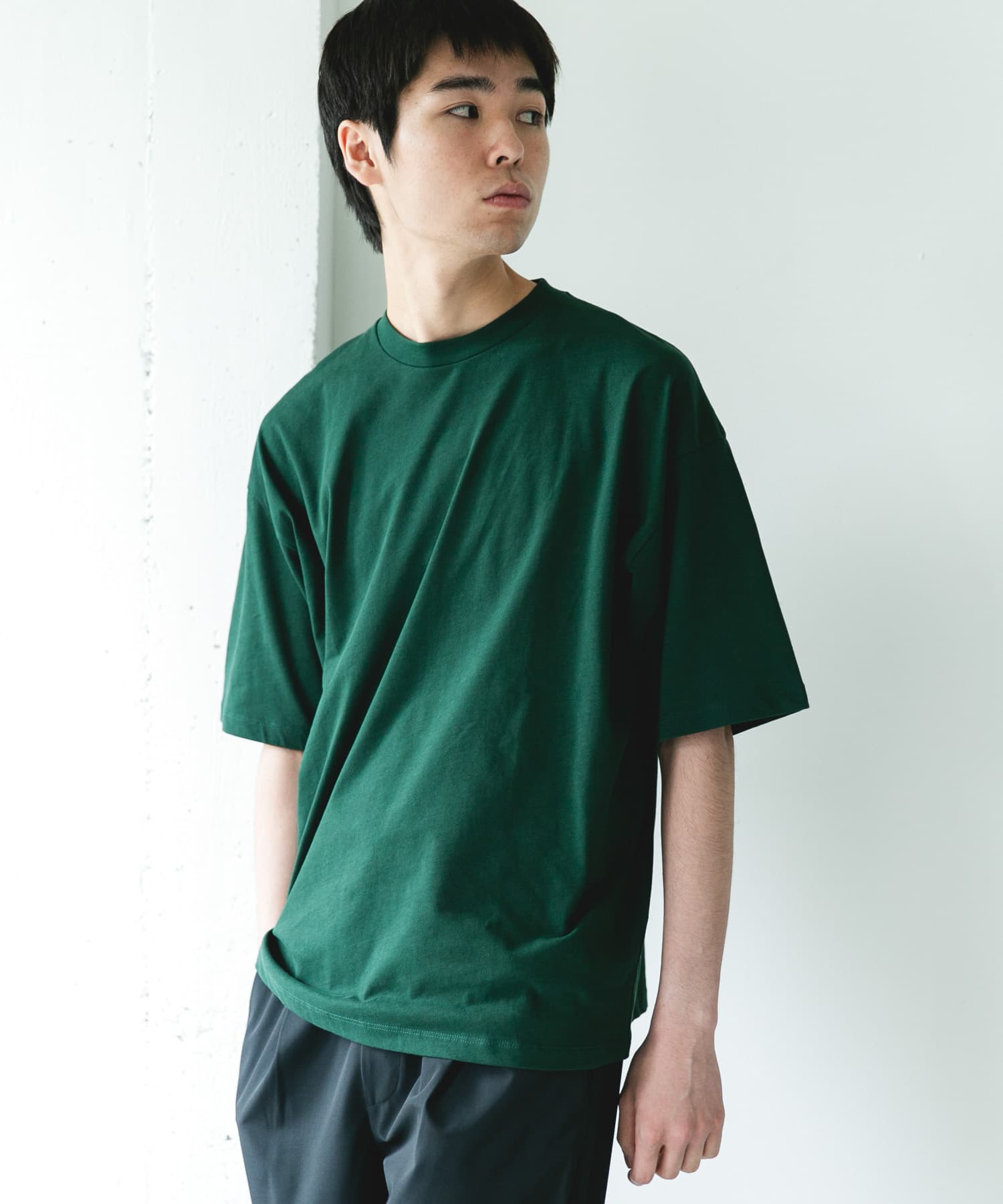 GREEN