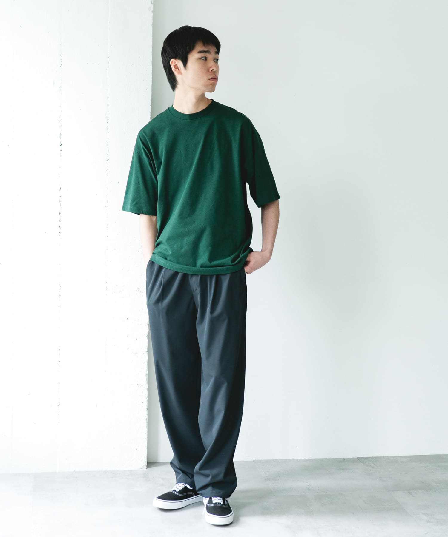 GREEN