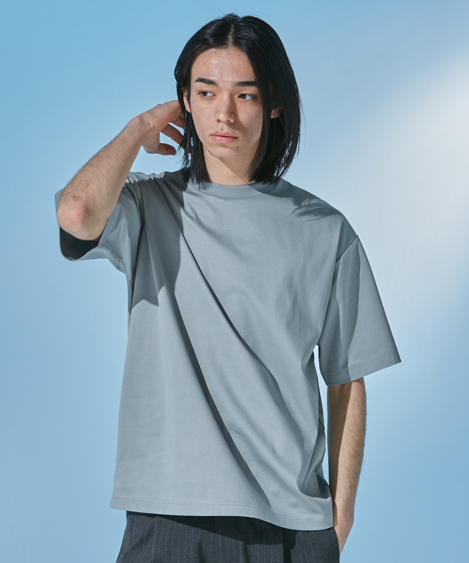 『UR TECH』 サマシェア クルーネックTシャツ