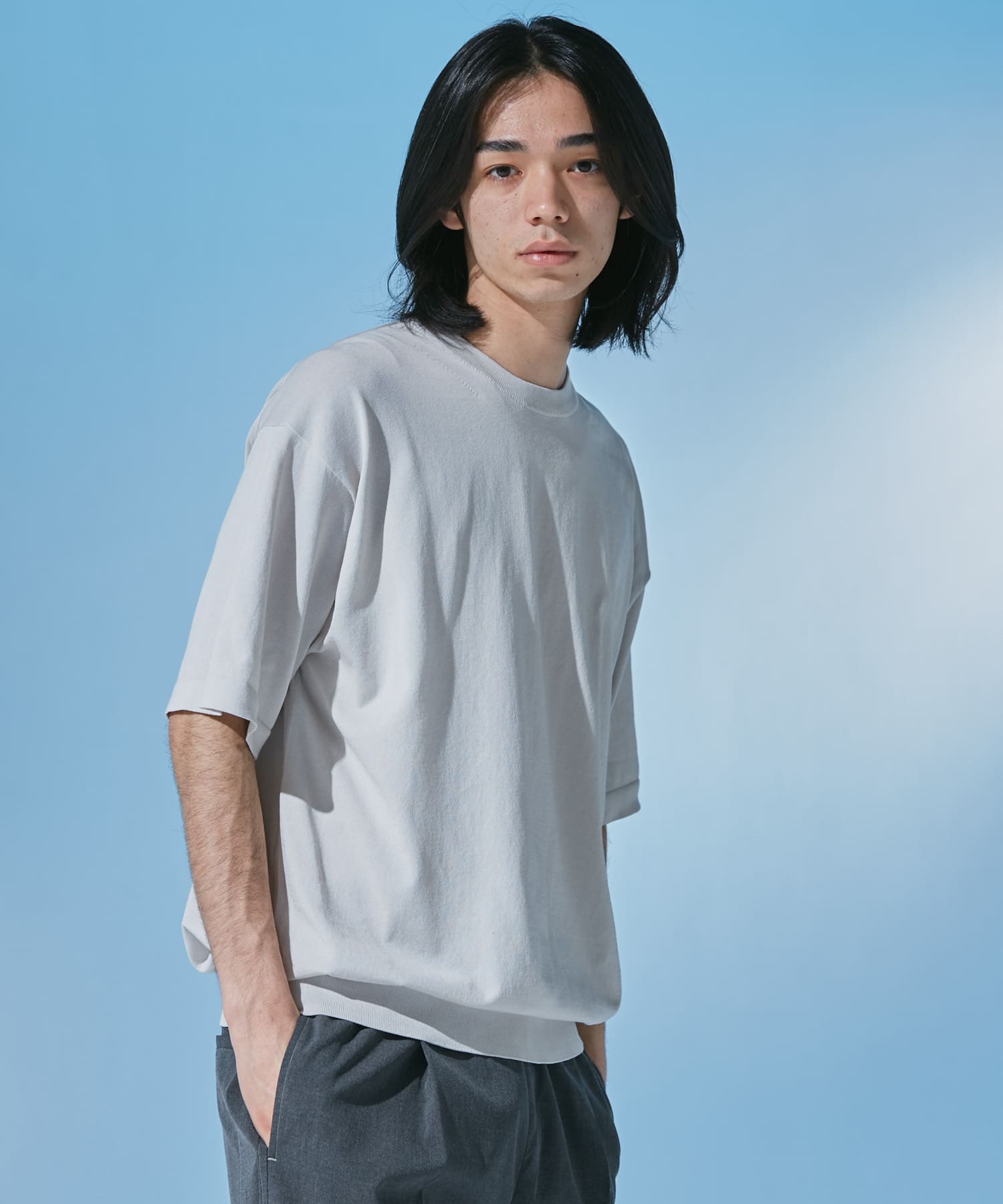 『UR TECH』サマシェア クルーネックニット