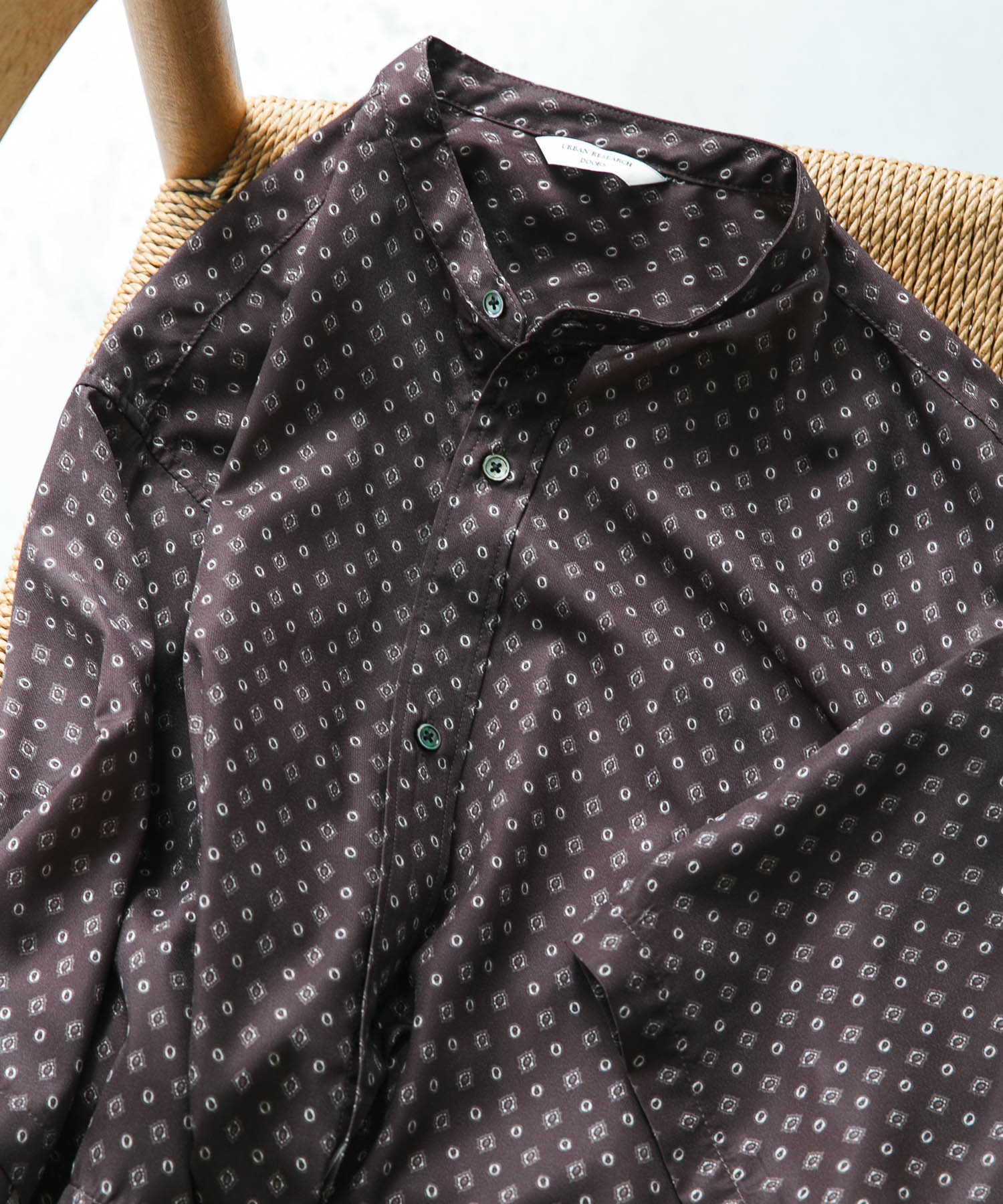 バンドカラーショートスリーブ 総柄シャツ