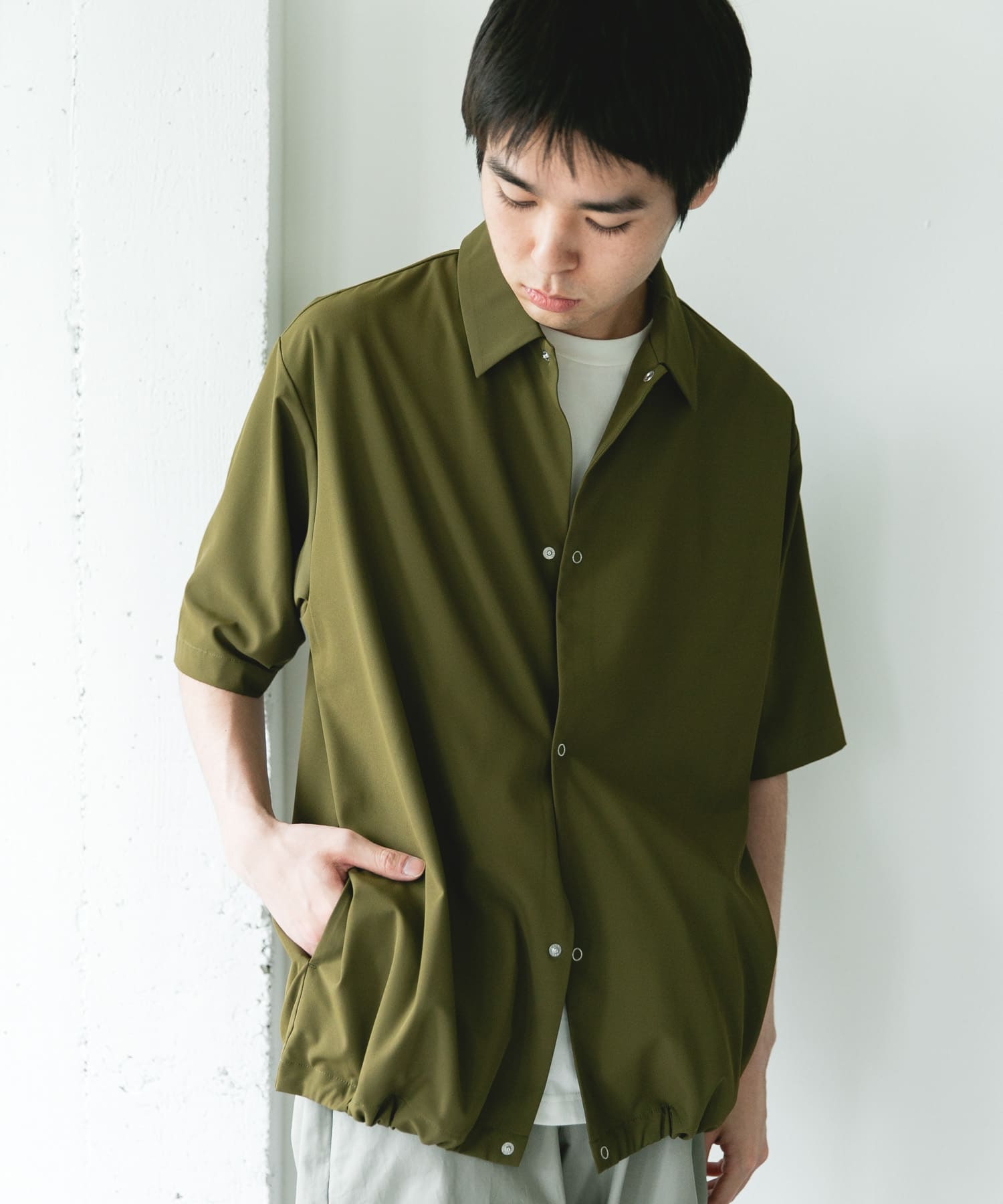 KHAKI