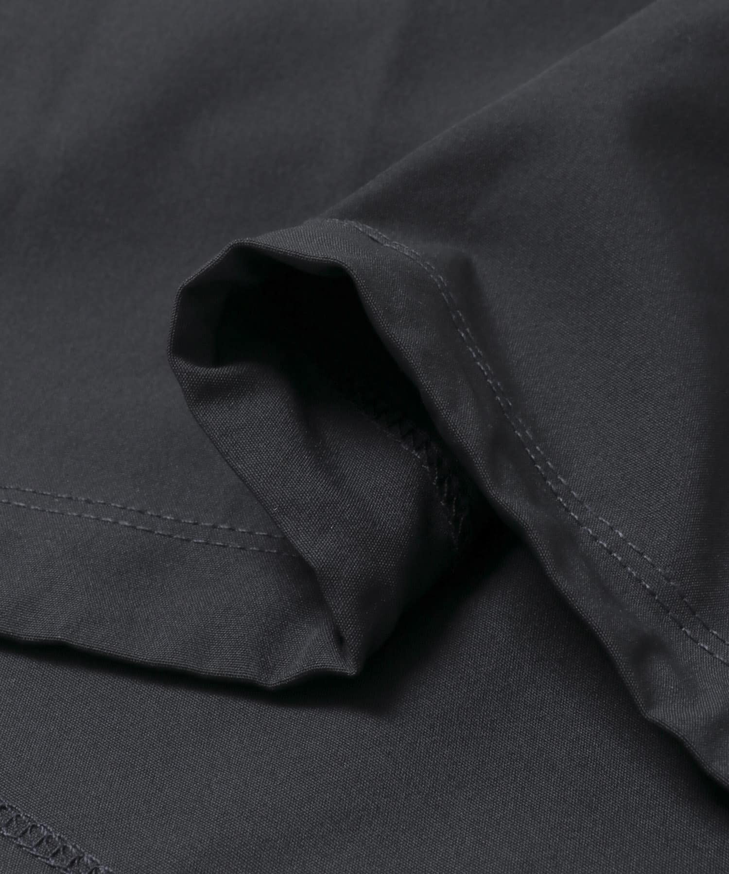 『UR TECH』サマシェア ショートスリーブプルオーバー CHARCOAL M
