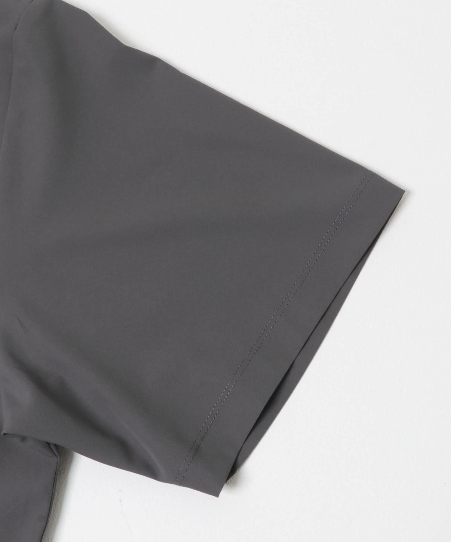 『UR TECH』サマシェア ショートスリーブプルオーバー GRAY M