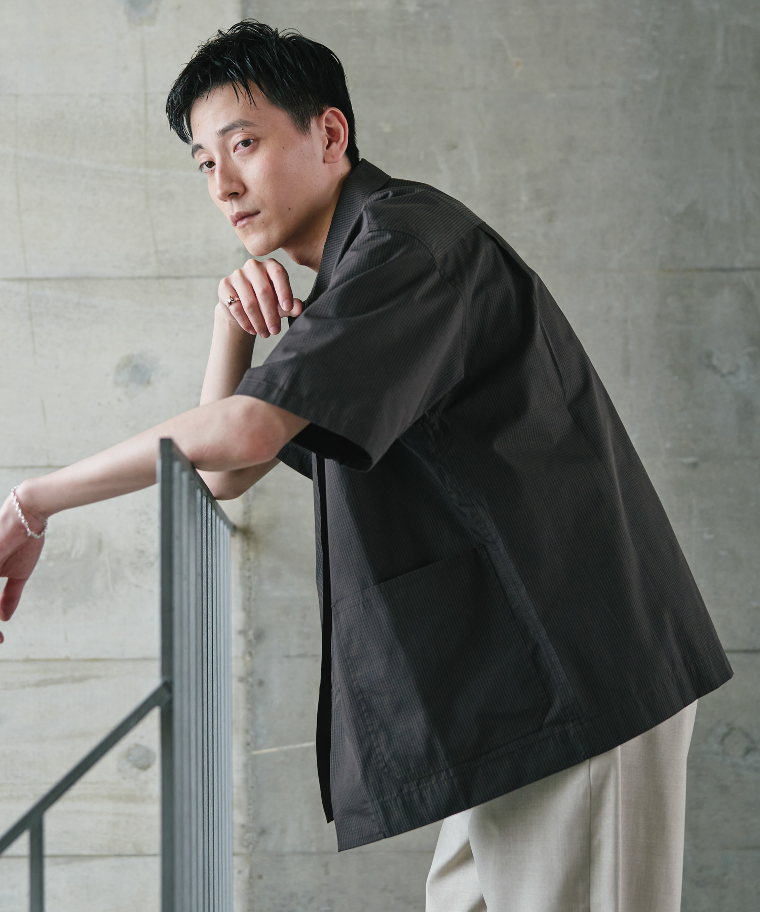 NAVY×BROWN