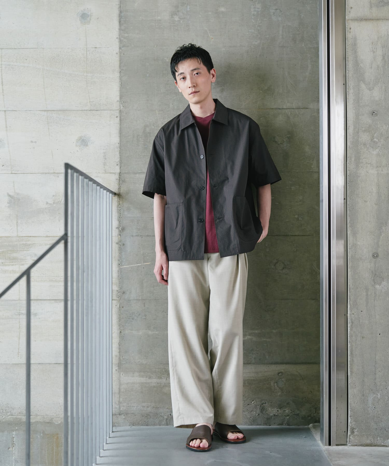 NAVY×BROWN