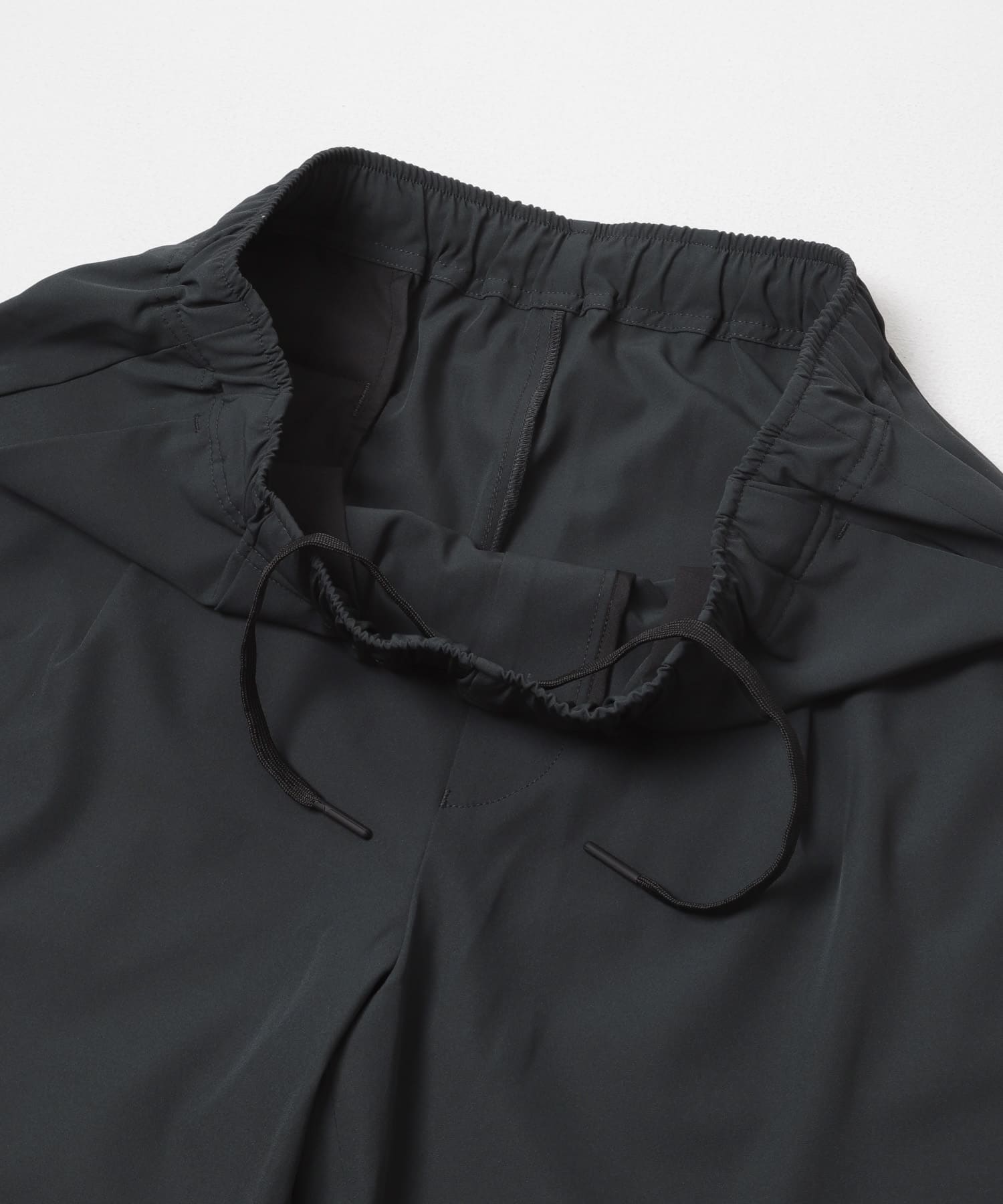 『UR TECH』サマシェア イージートラウザー CHARCOAL S