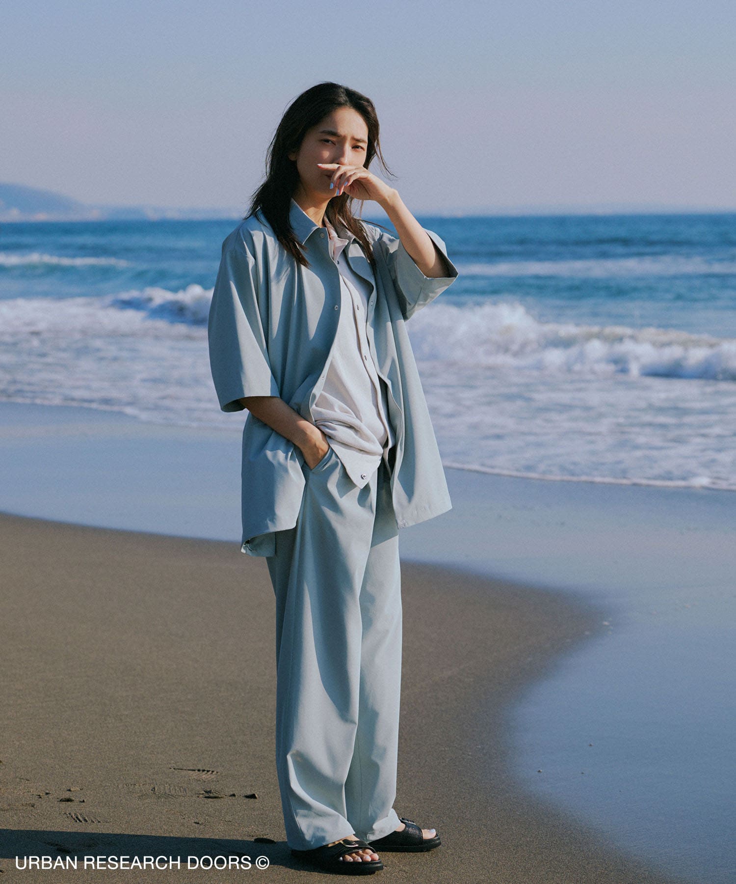 『UR TECH』サマシェア イージートラウザー