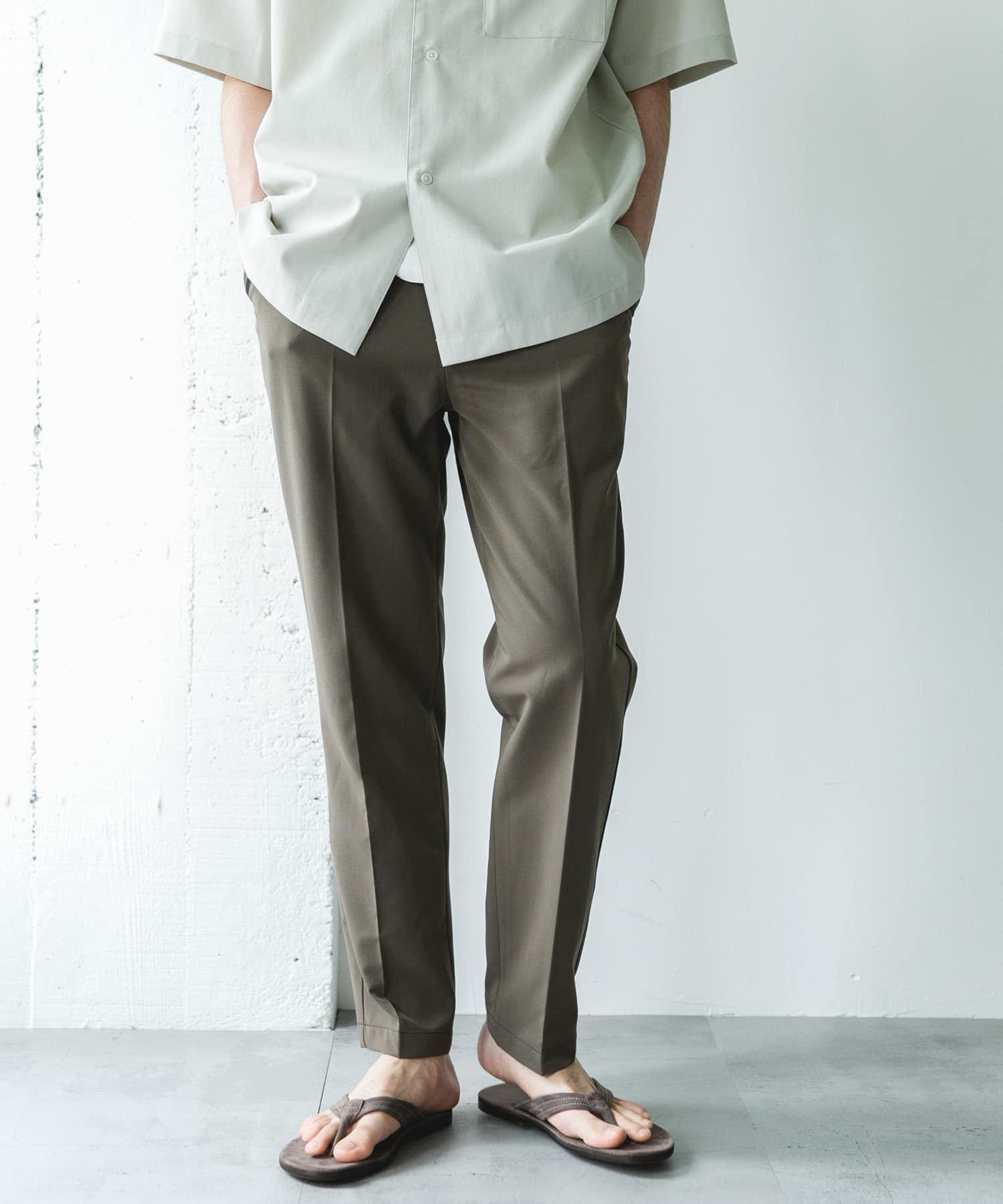 KHAKI