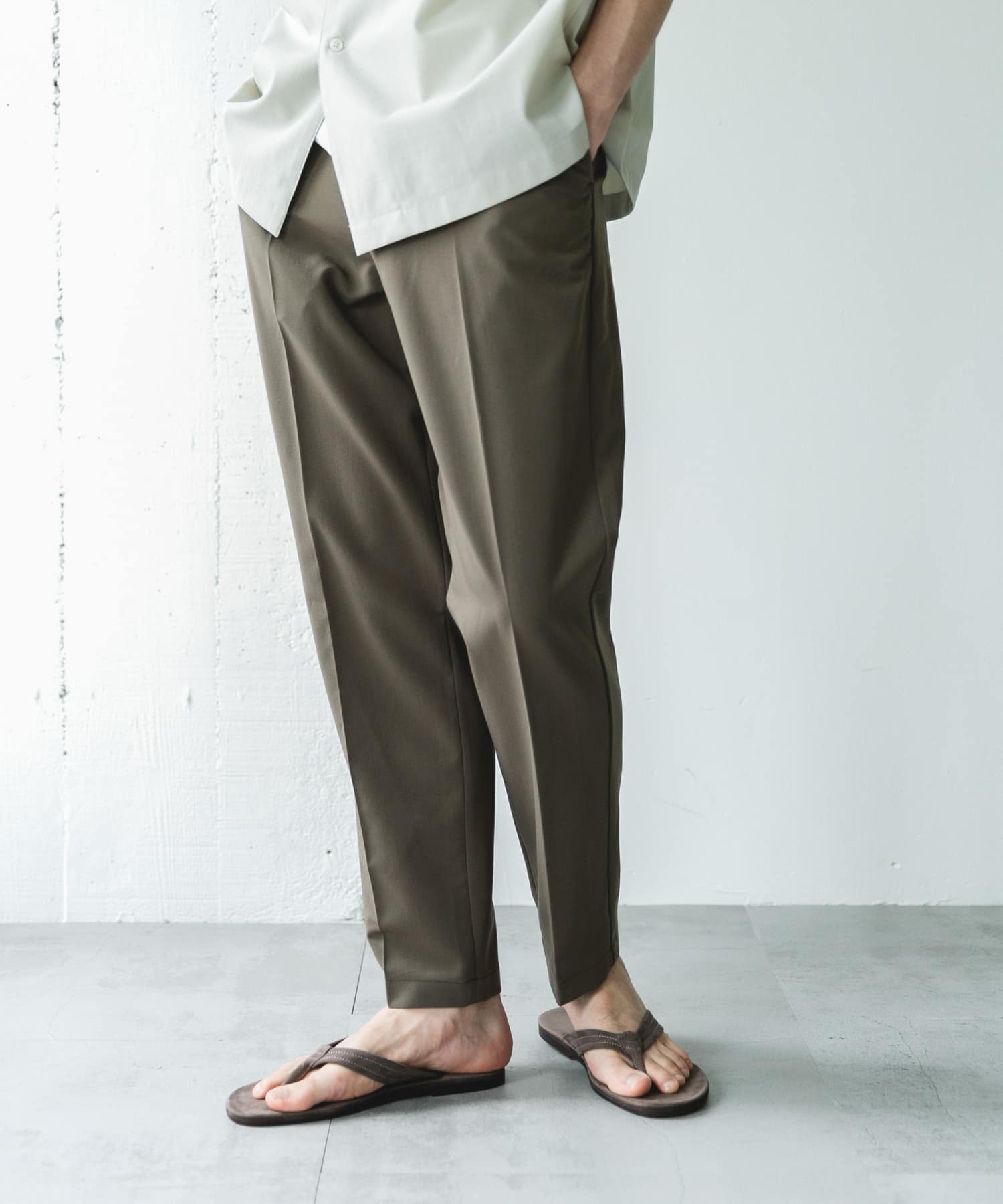 KHAKI