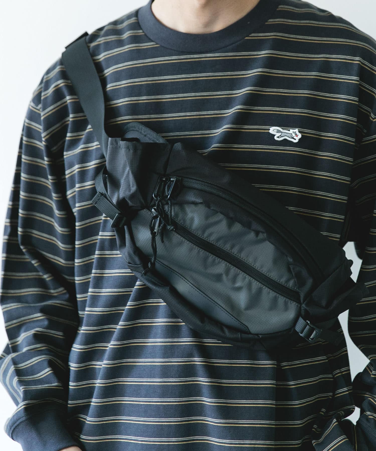 フロントポケットボディバッグ GRAY -