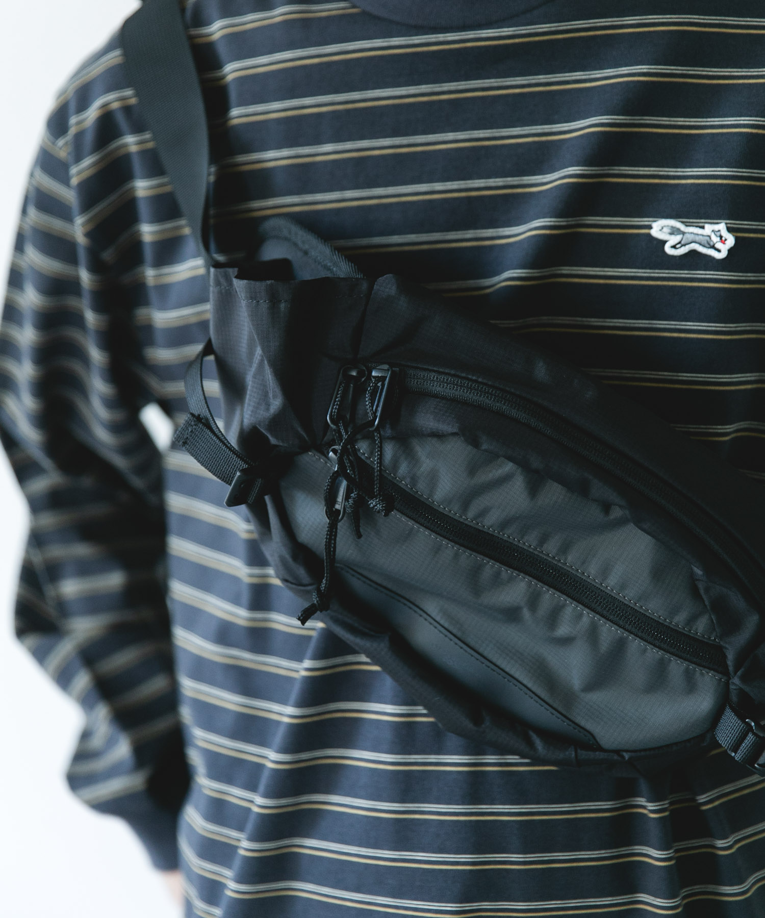 フロントポケットボディバッグ GRAY -