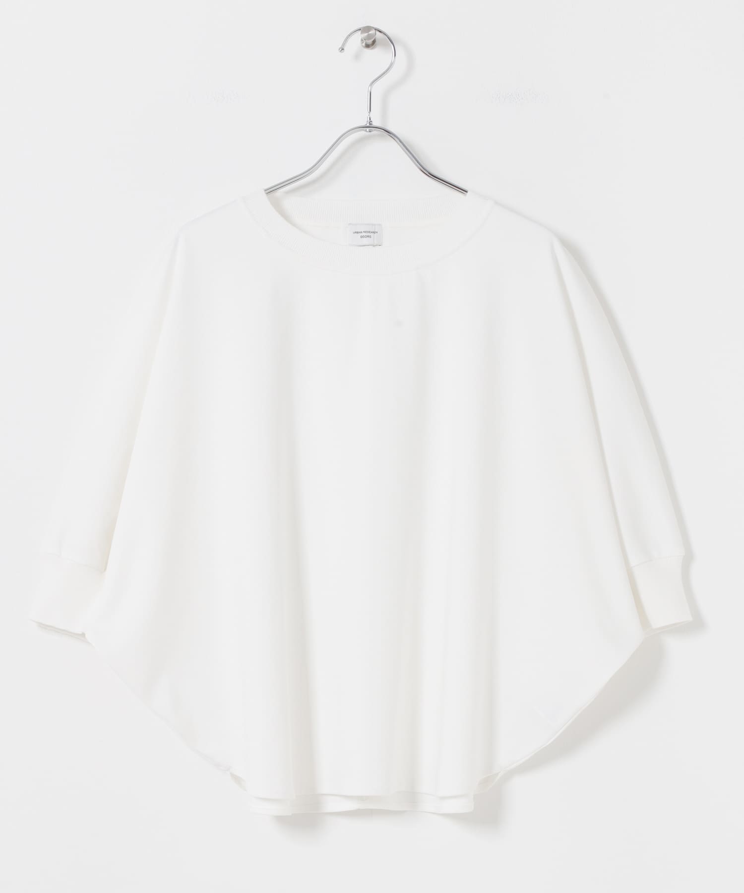 OFF WHITE