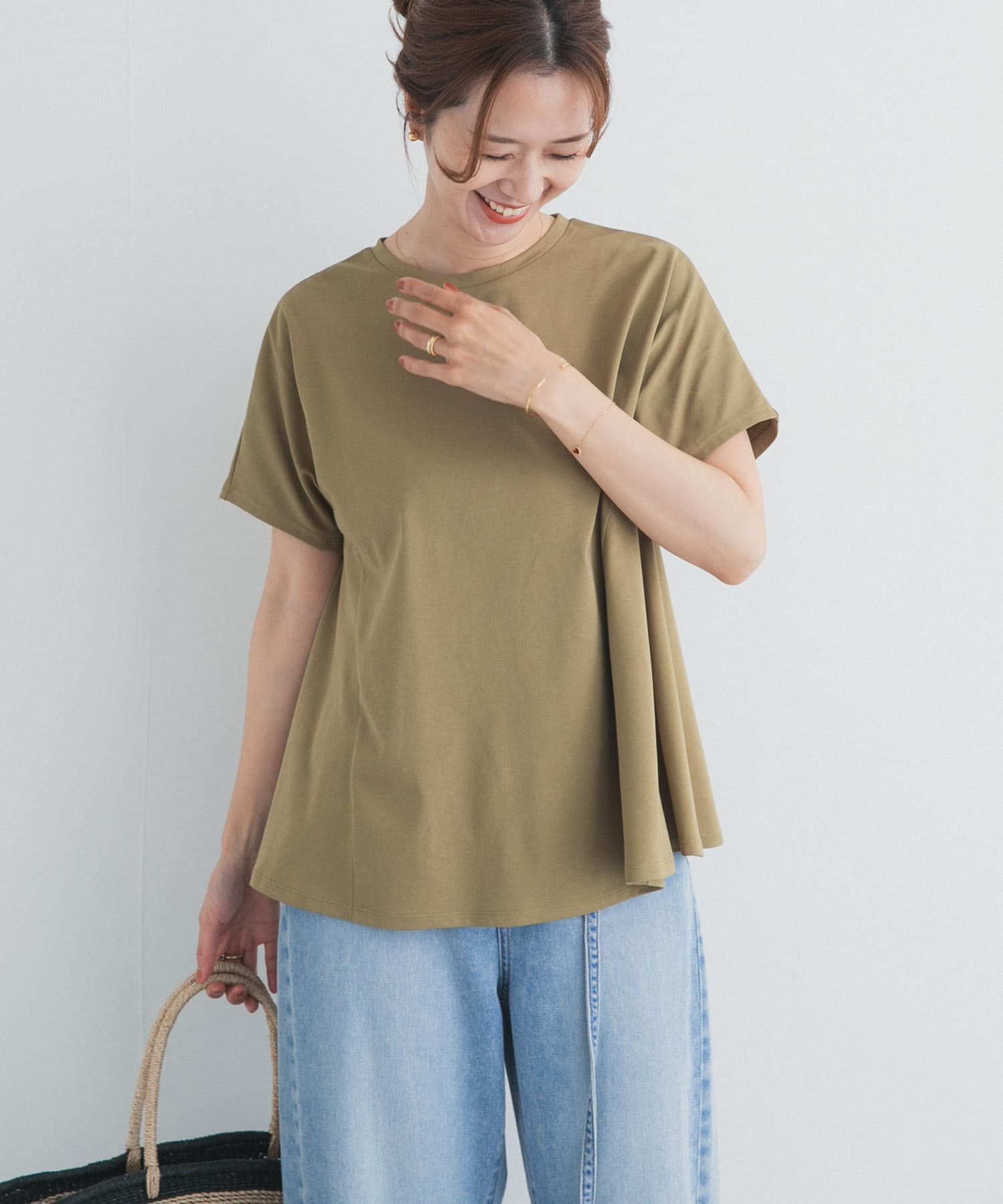 Y.KHAKI