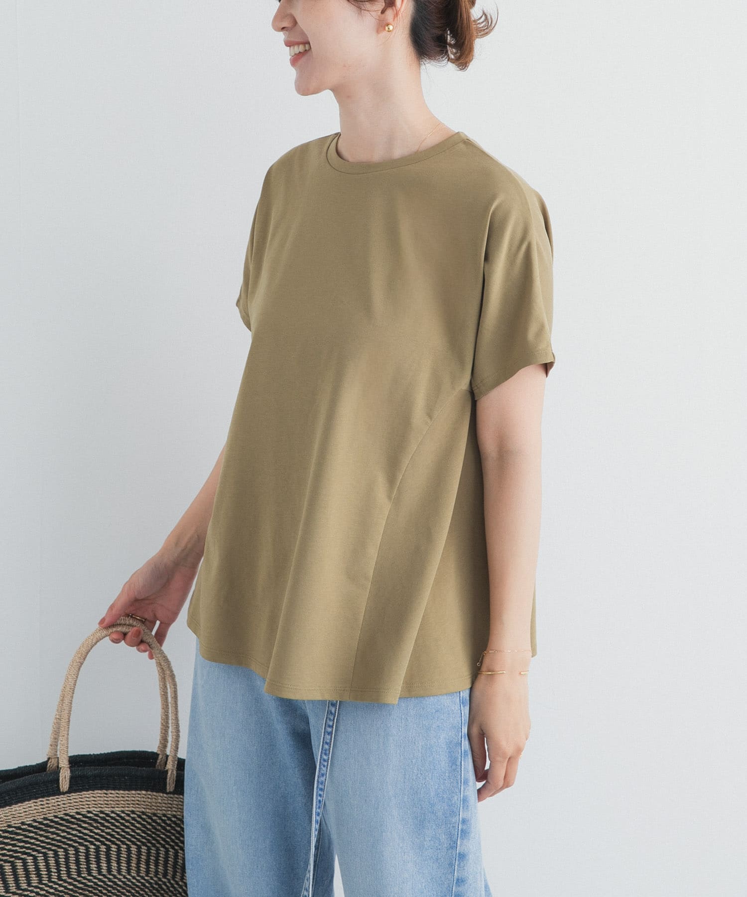 Y.KHAKI