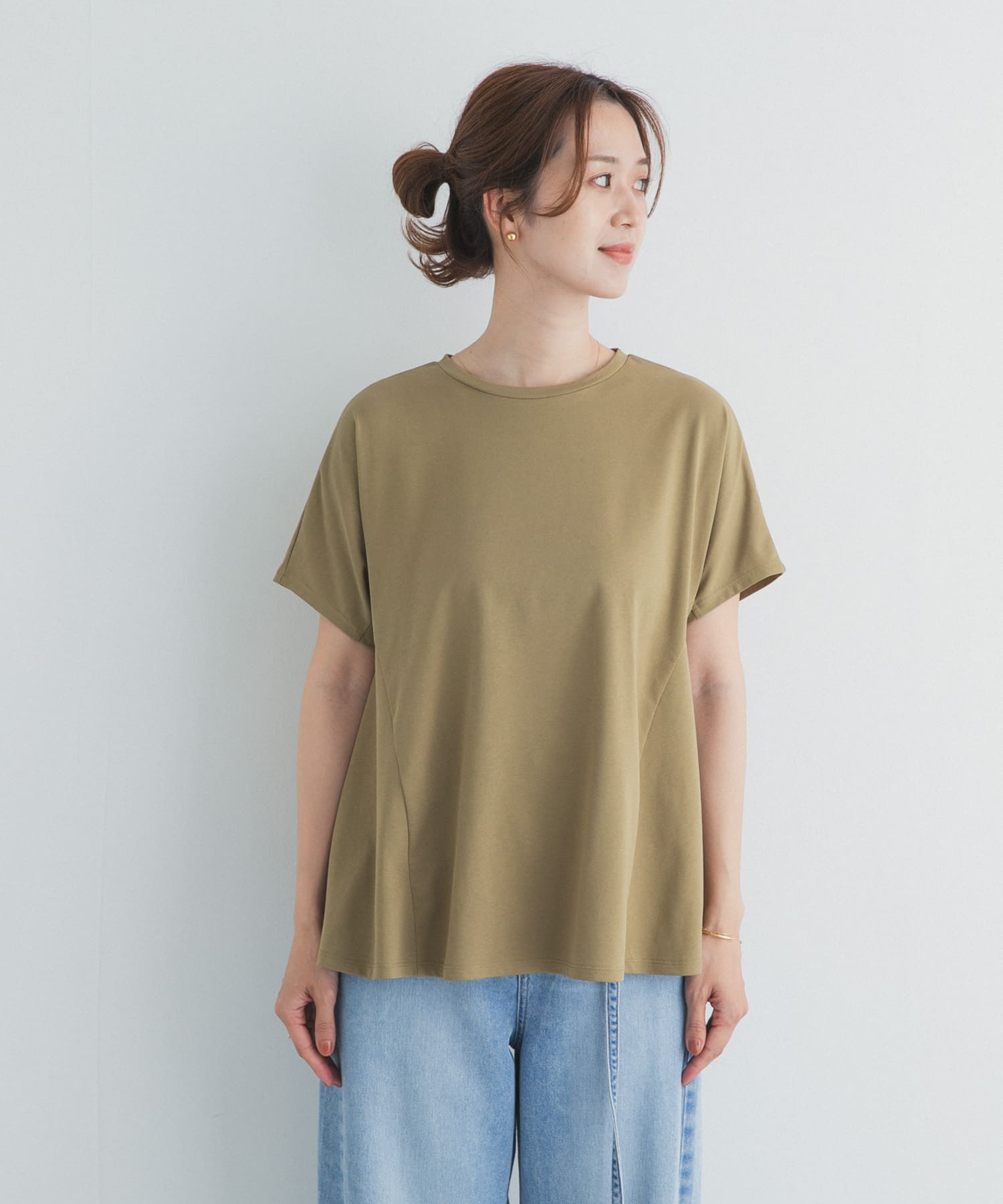 Y.KHAKI