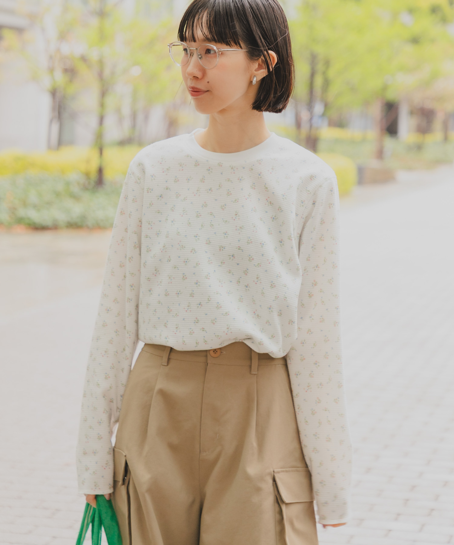 『スタッフ企画』小花柄サーマルロングTシャツ