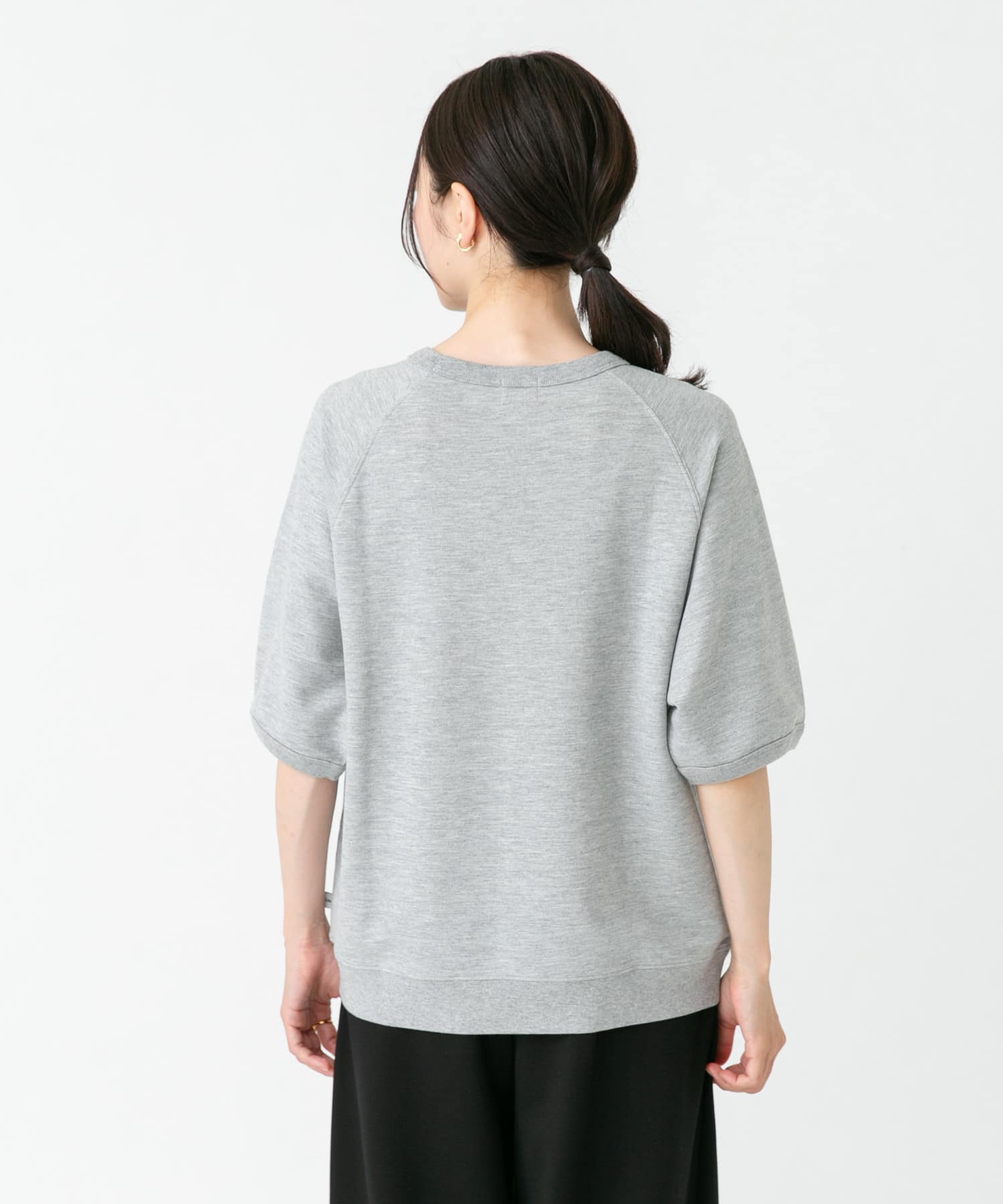 TOP GRAY