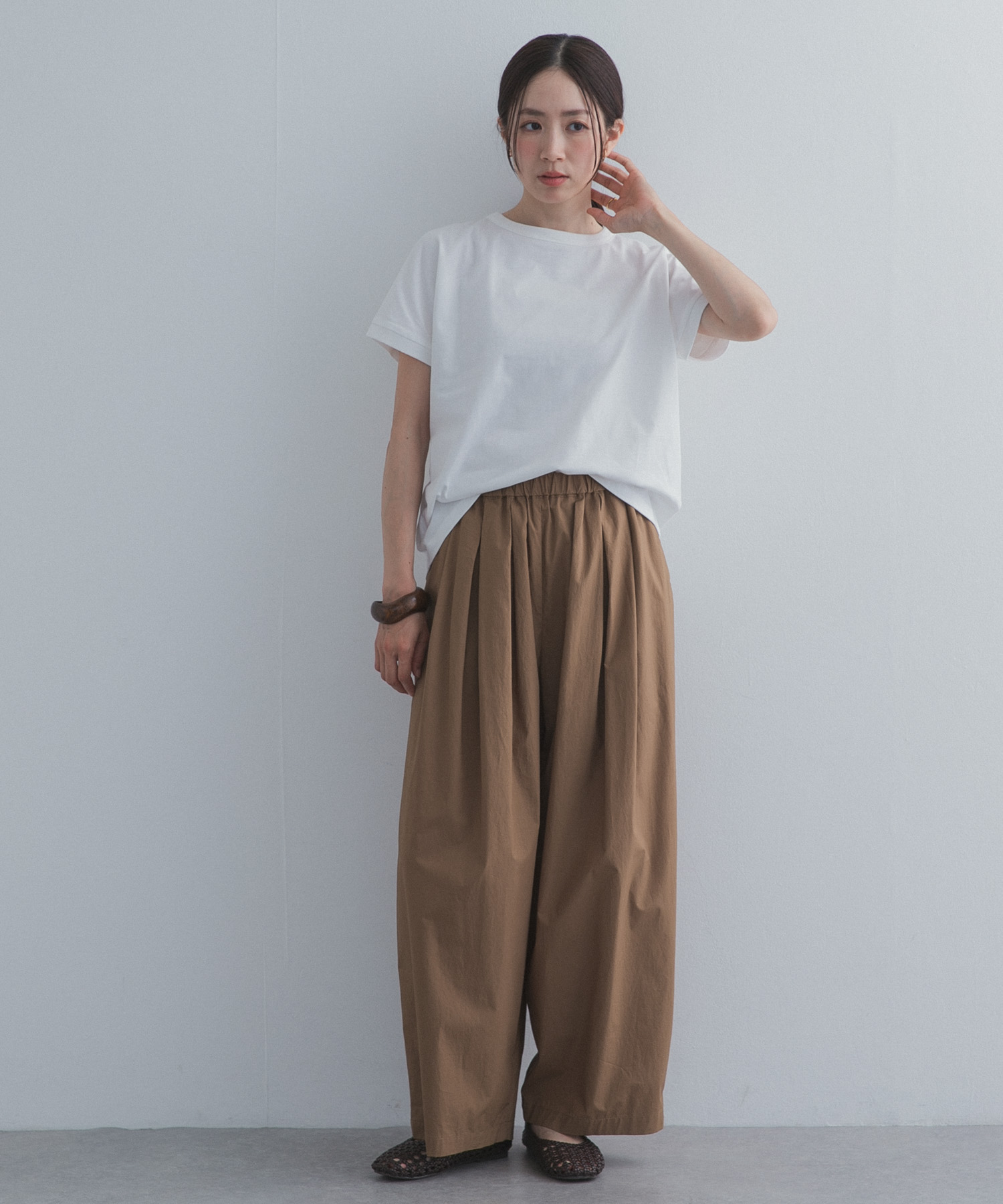 OFF WHITE