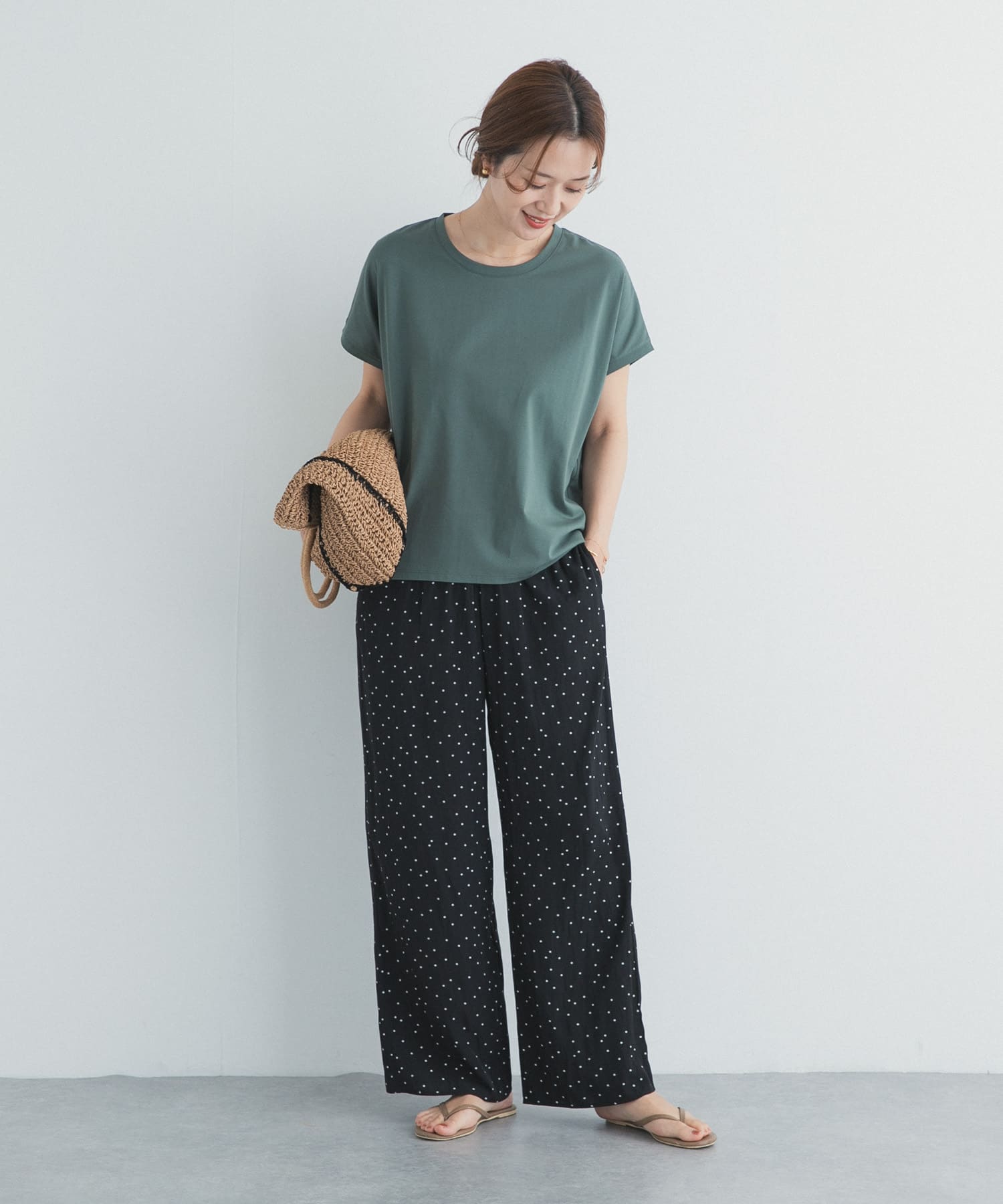 GREEN