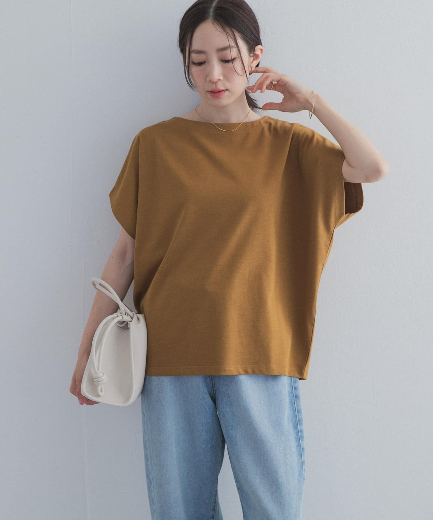 Y.KHAKI